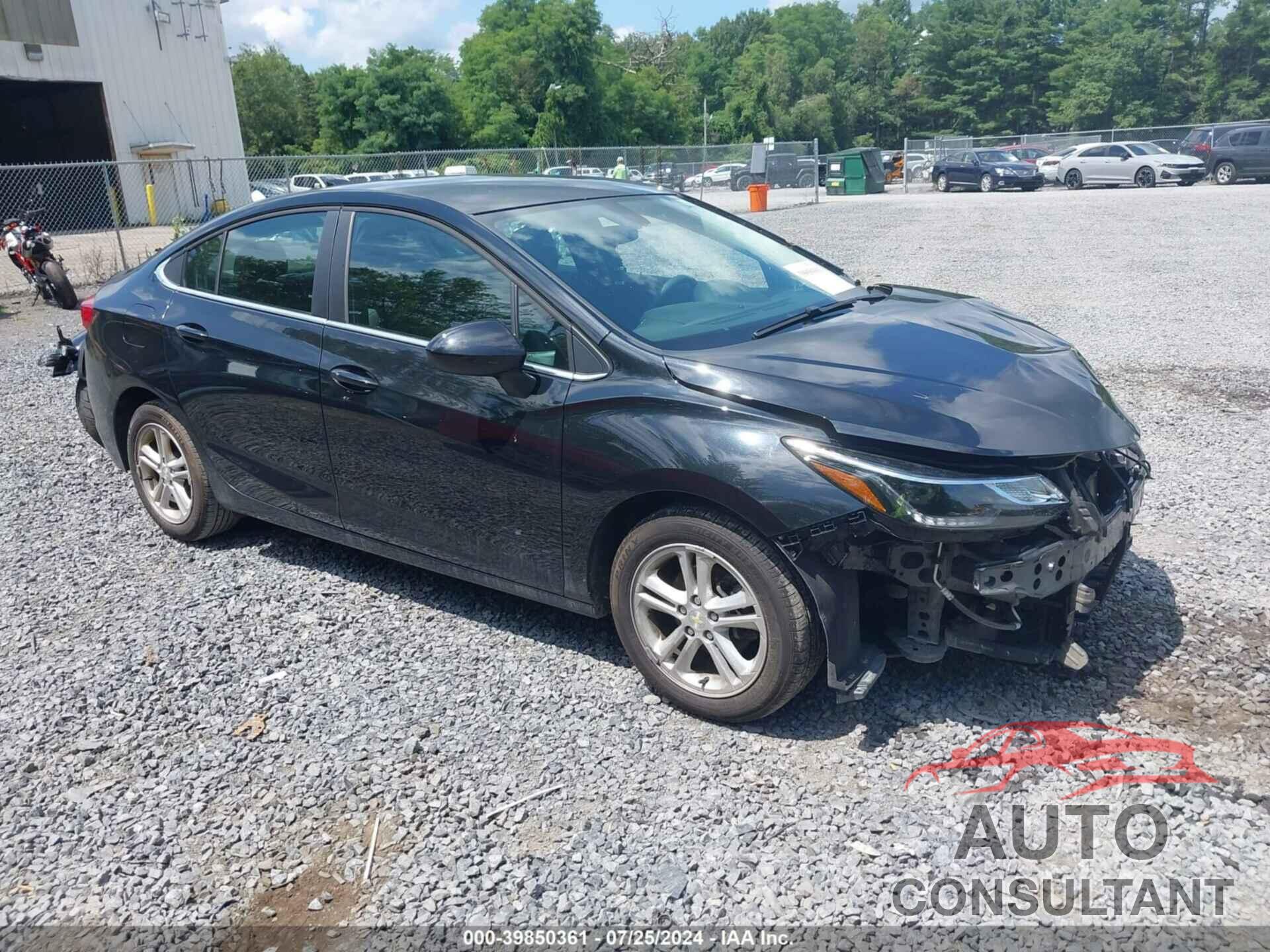 CHEVROLET CRUZE 2018 - 1G1BE5SM7J7246620