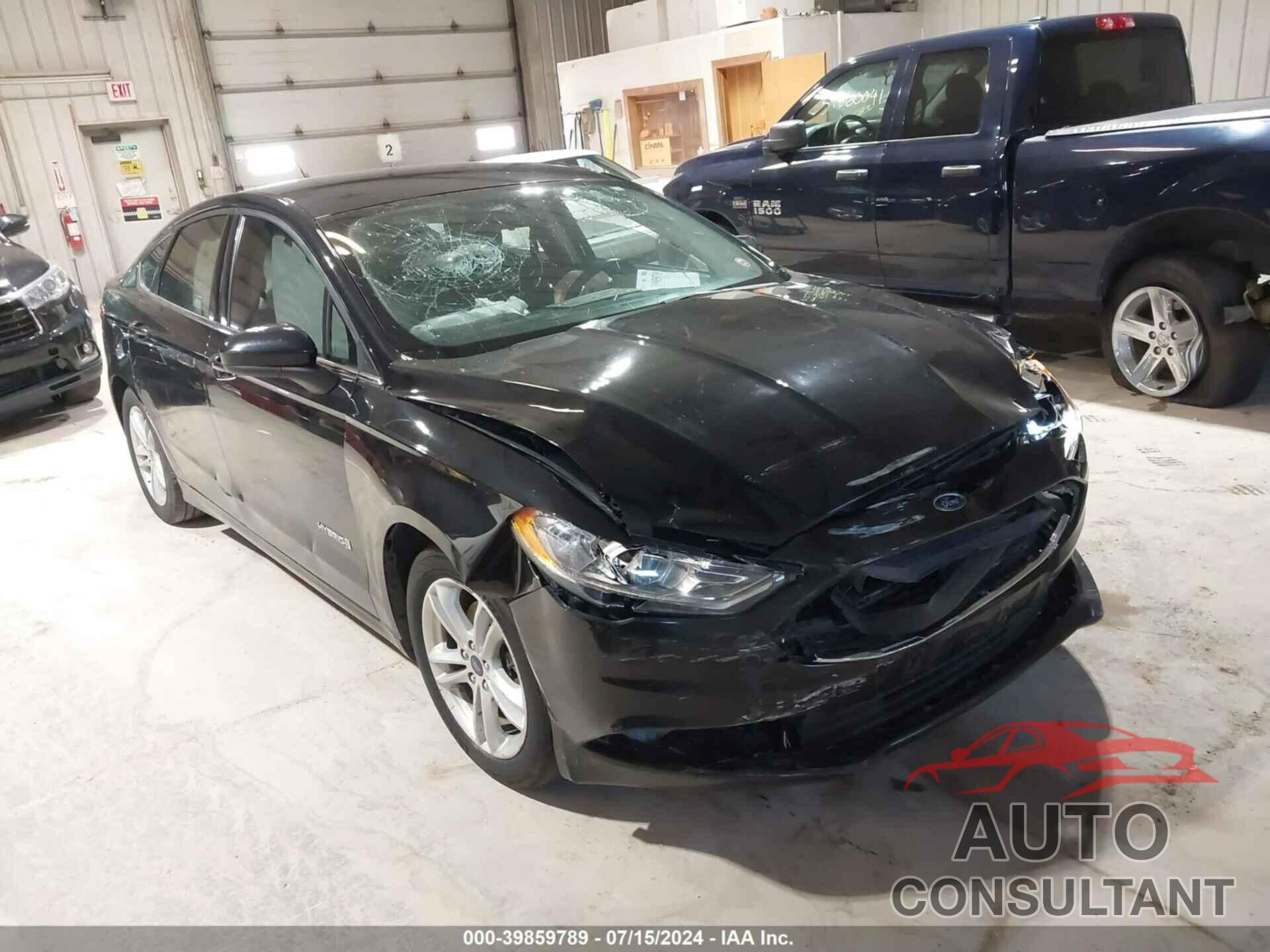 FORD FUSION HYBRID 2018 - 3FA6P0LU7JR147606