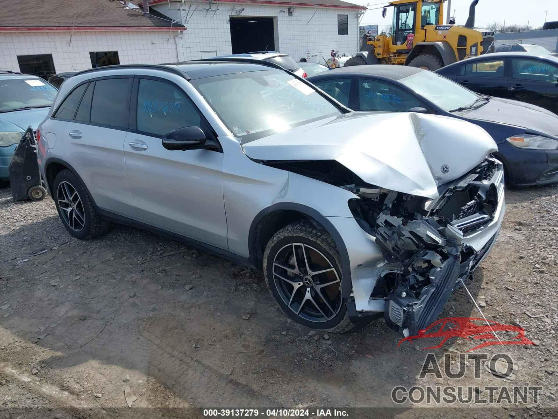 MERCEDES-BENZ GLC 300 2019 - WDC0G4KB9KV167586