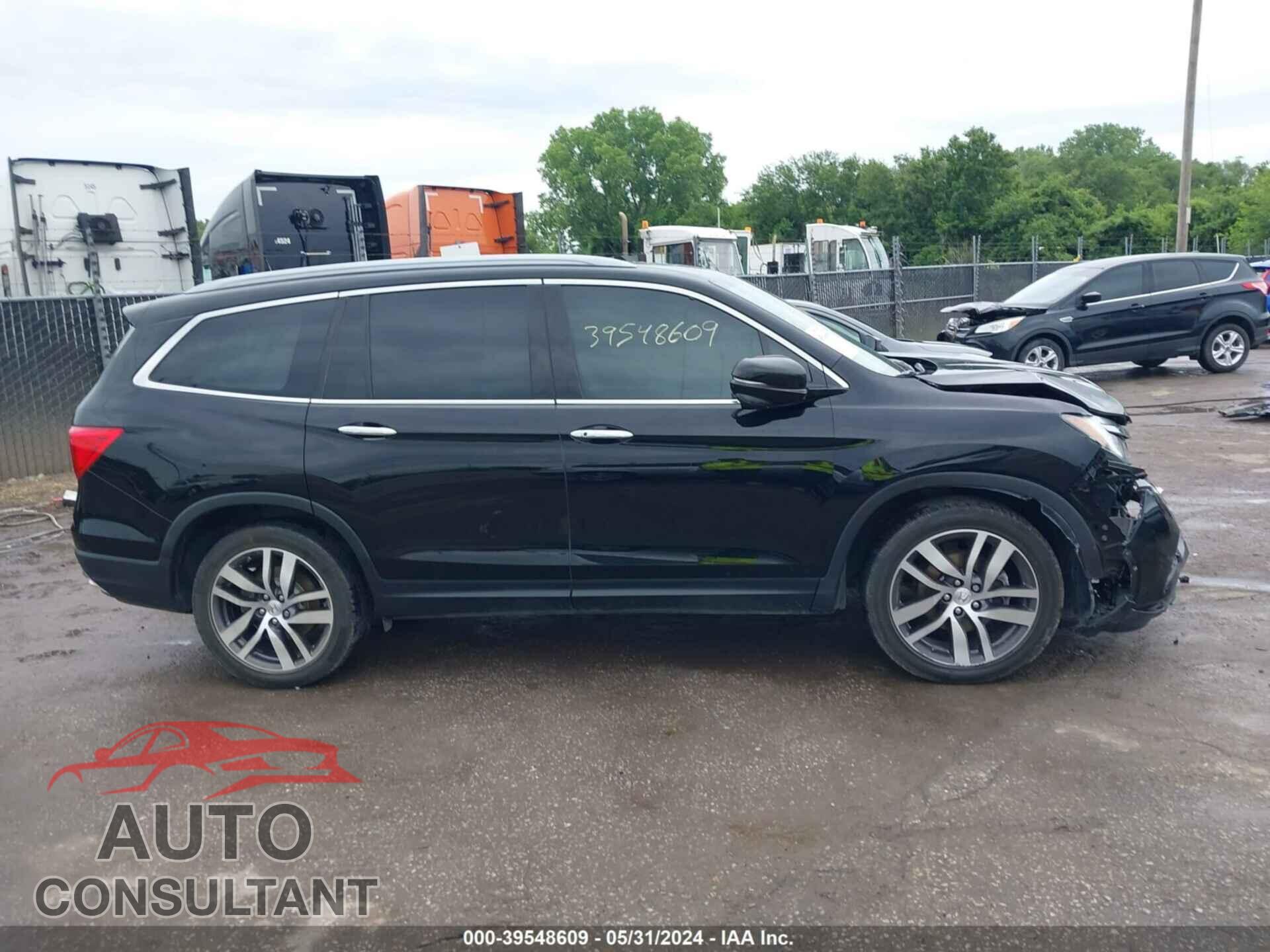 HONDA PILOT 2017 - 5FNYF6H97HB065271