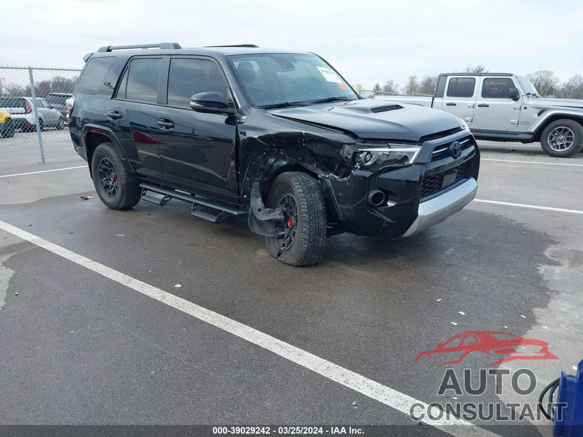 TOYOTA 4RUNNER 2023 - JTERU5JR7P6114313