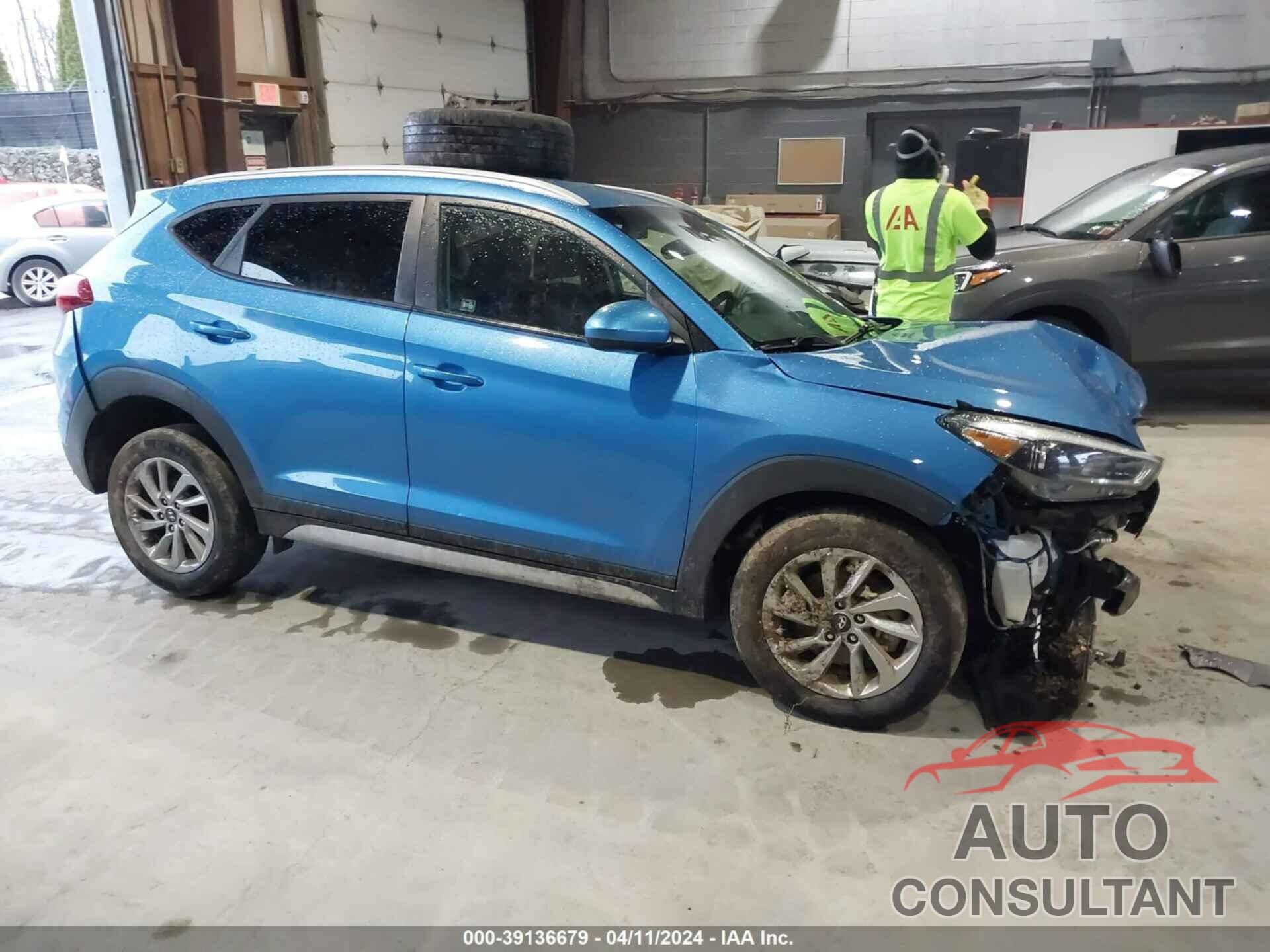 HYUNDAI TUCSON 2018 - KM8J3CA46JU738745