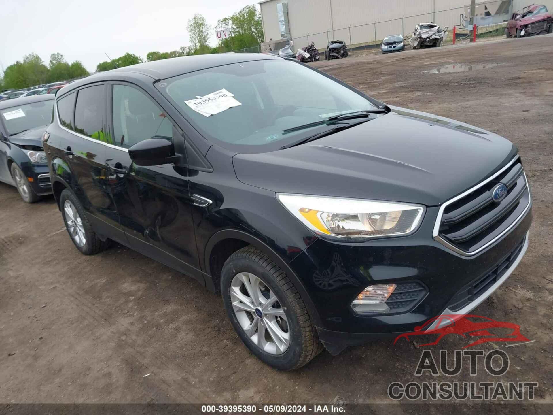 FORD ESCAPE 2017 - 1FMCU9GDXHUD09876