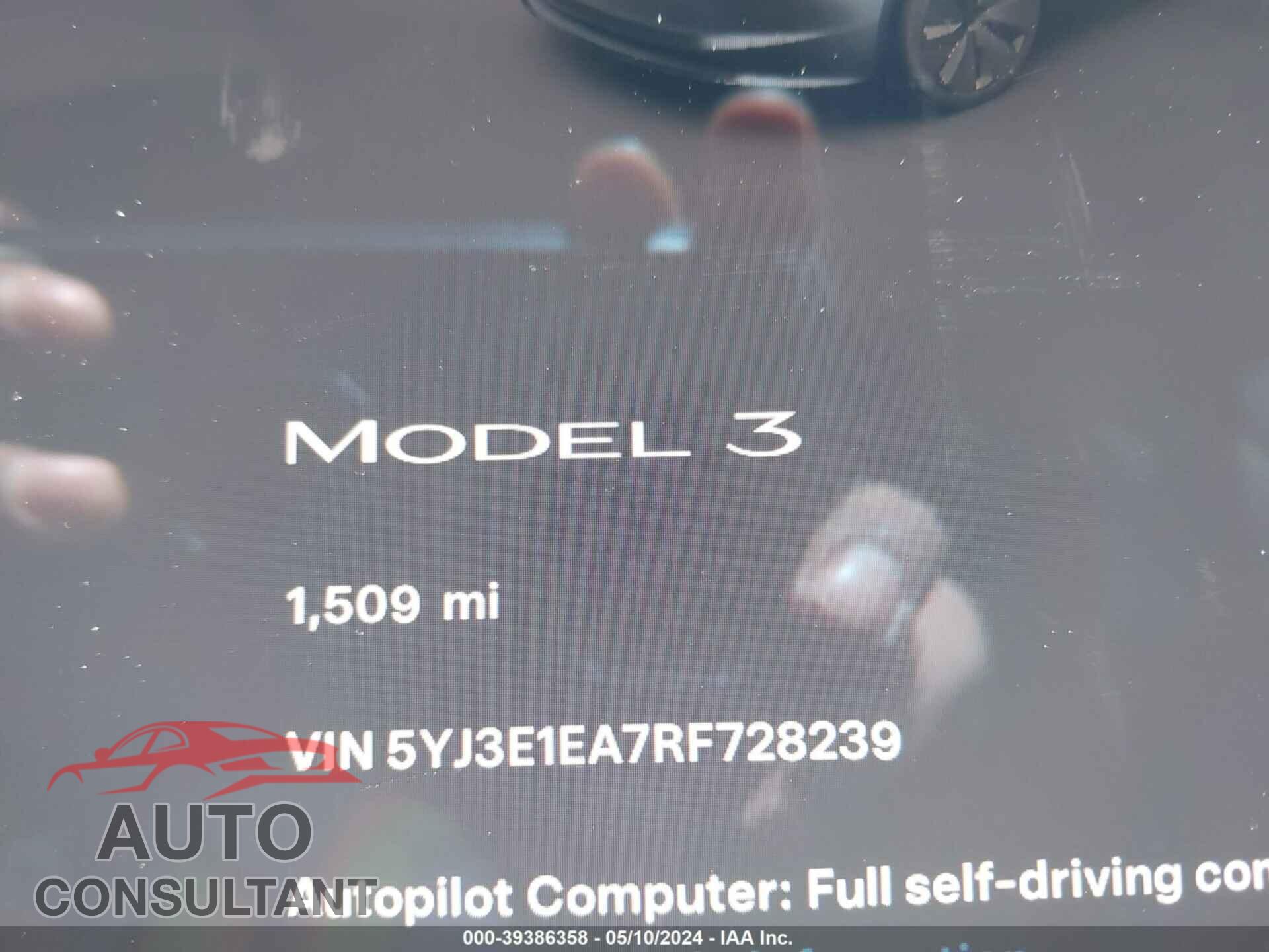 TESLA MODEL 3 2024 - 5YJ3E1EA7RF728239