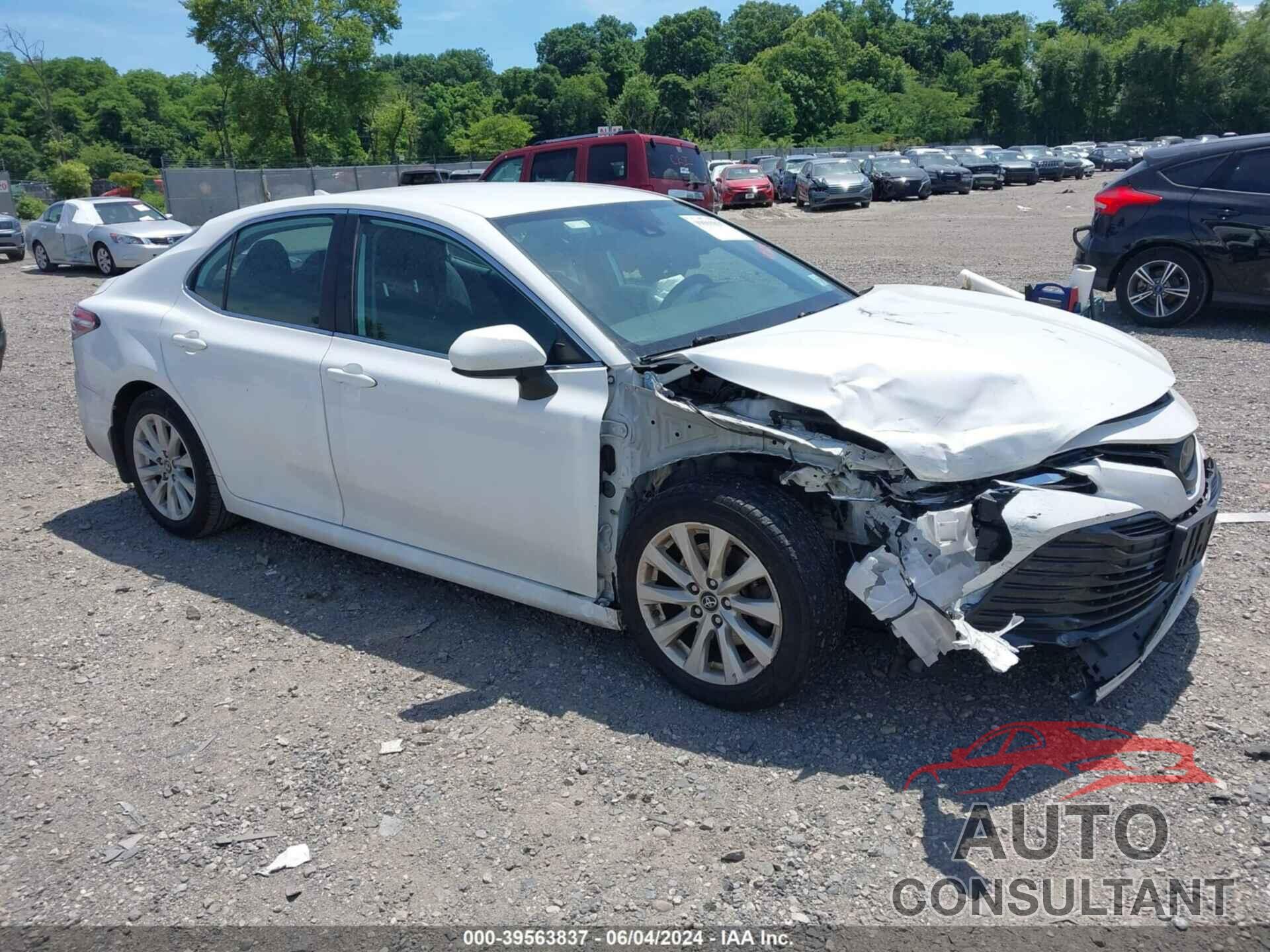 TOYOTA CAMRY 2019 - 4T1B11HK0KU854060