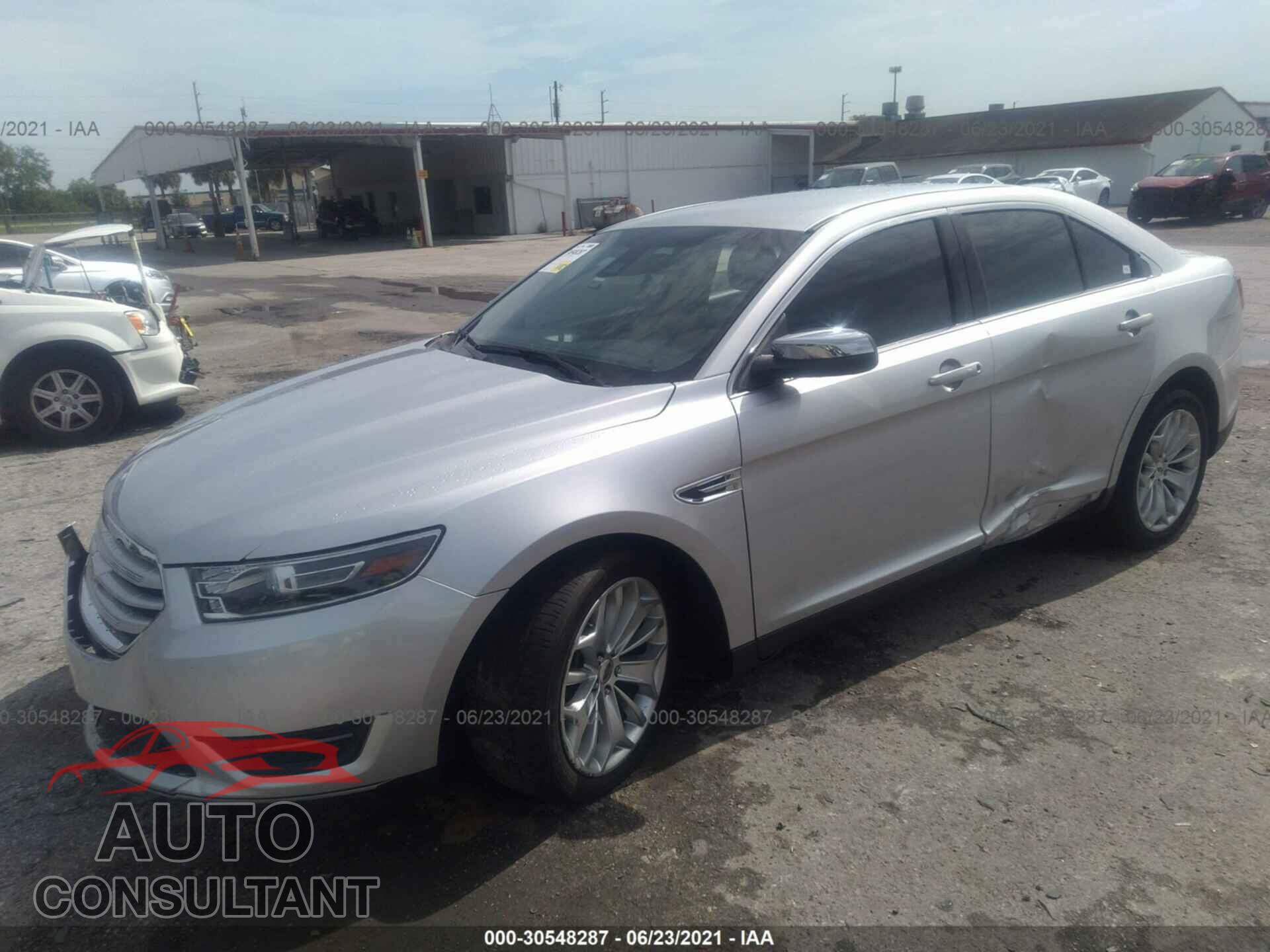 FORD TAURUS 2018 - 1FAHP2F88JG103253