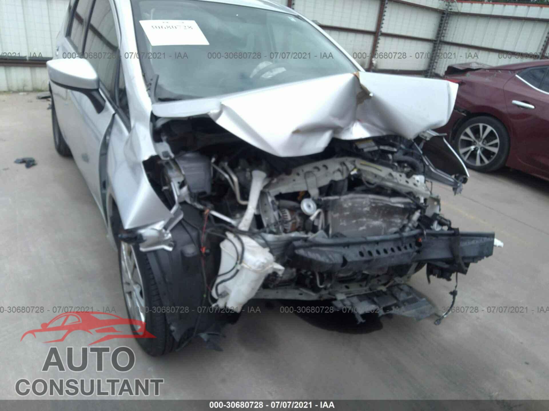 NISSAN VERSA NOTE 2017 - 3N1CE2CP5HL366184
