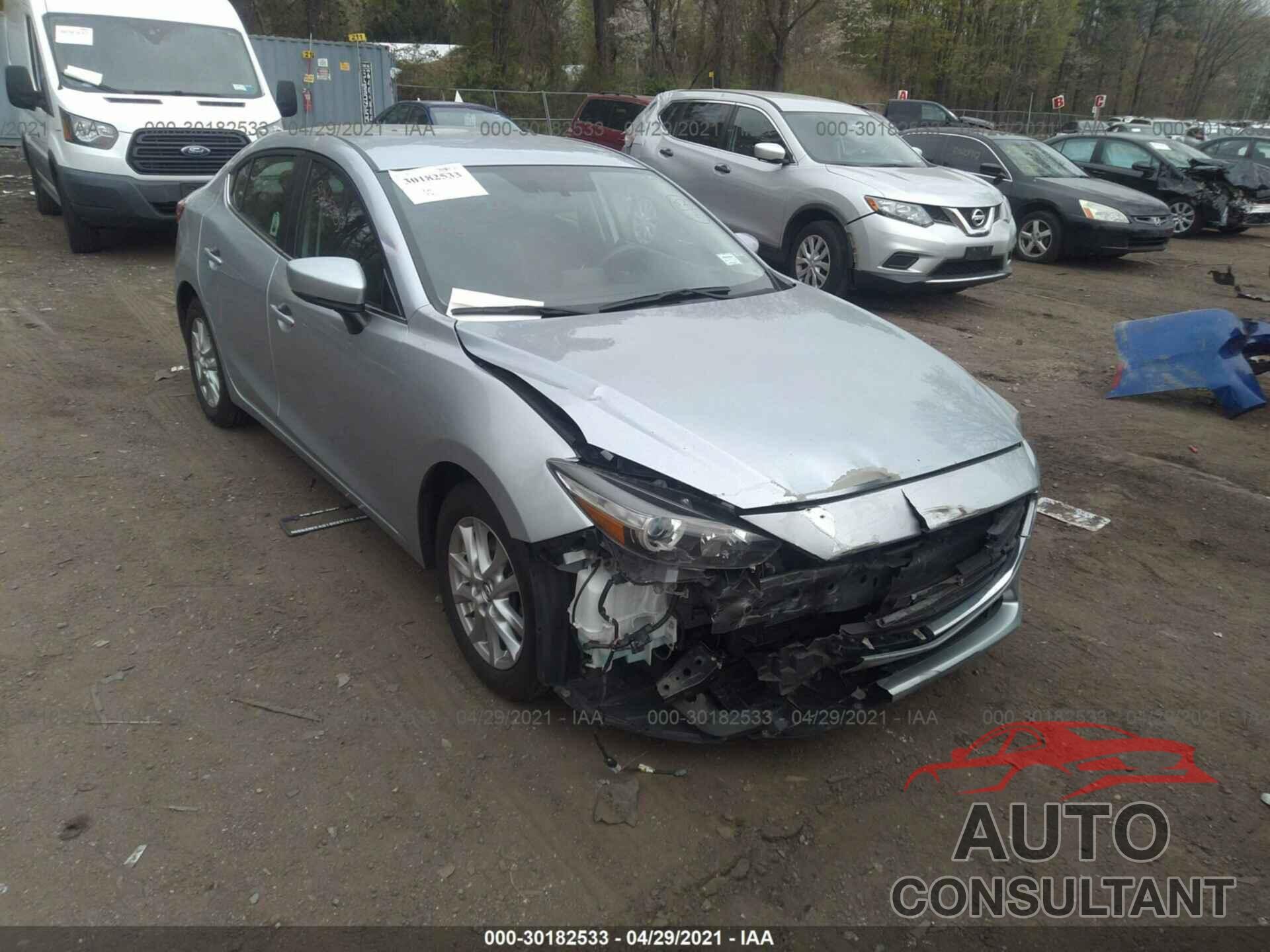 MAZDA MAZDA3 4-DOOR 2017 - 3MZBN1U7XHM104945