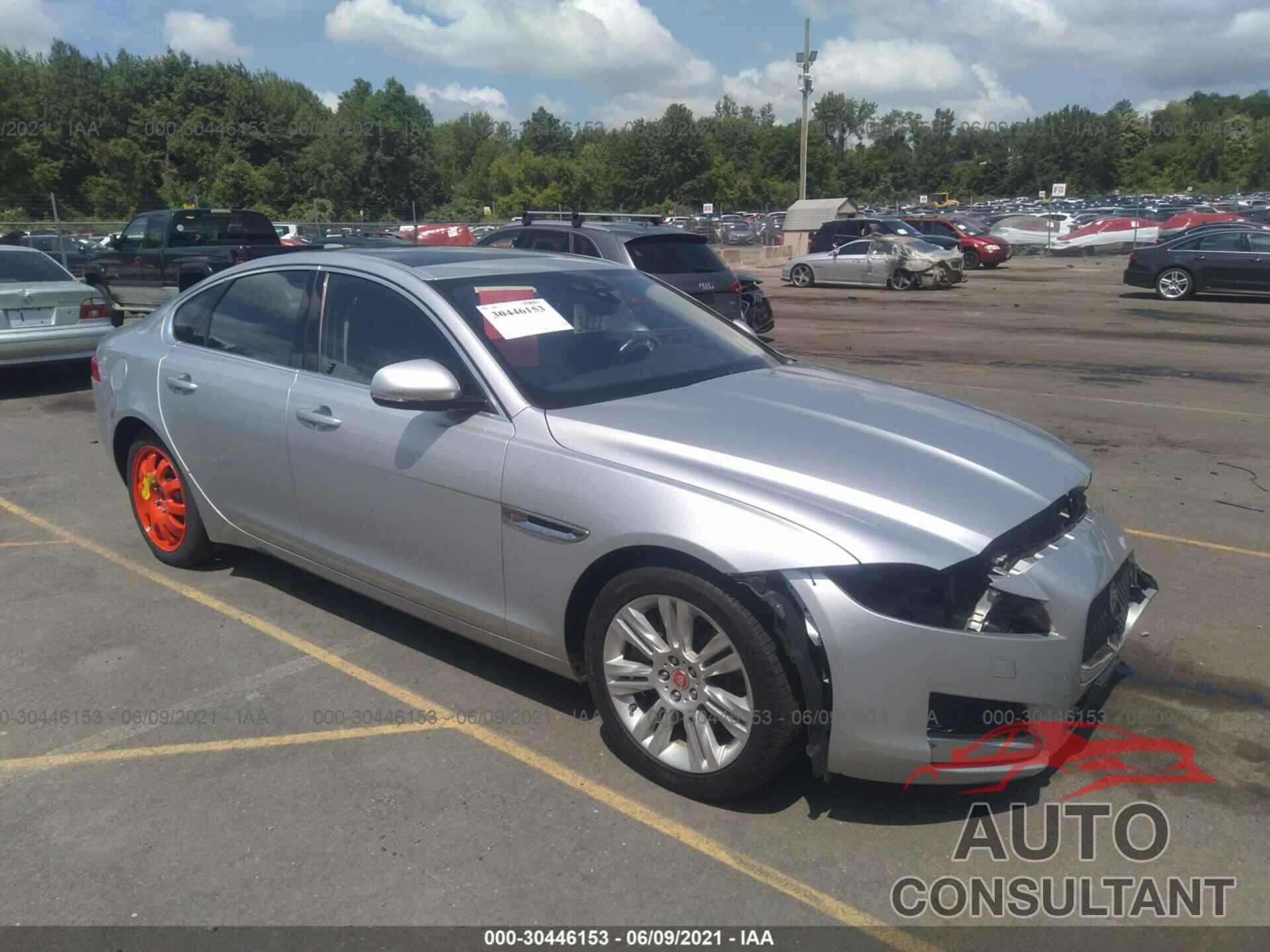 JAGUAR XF 2017 - SAJBJ4BV6HCY29964