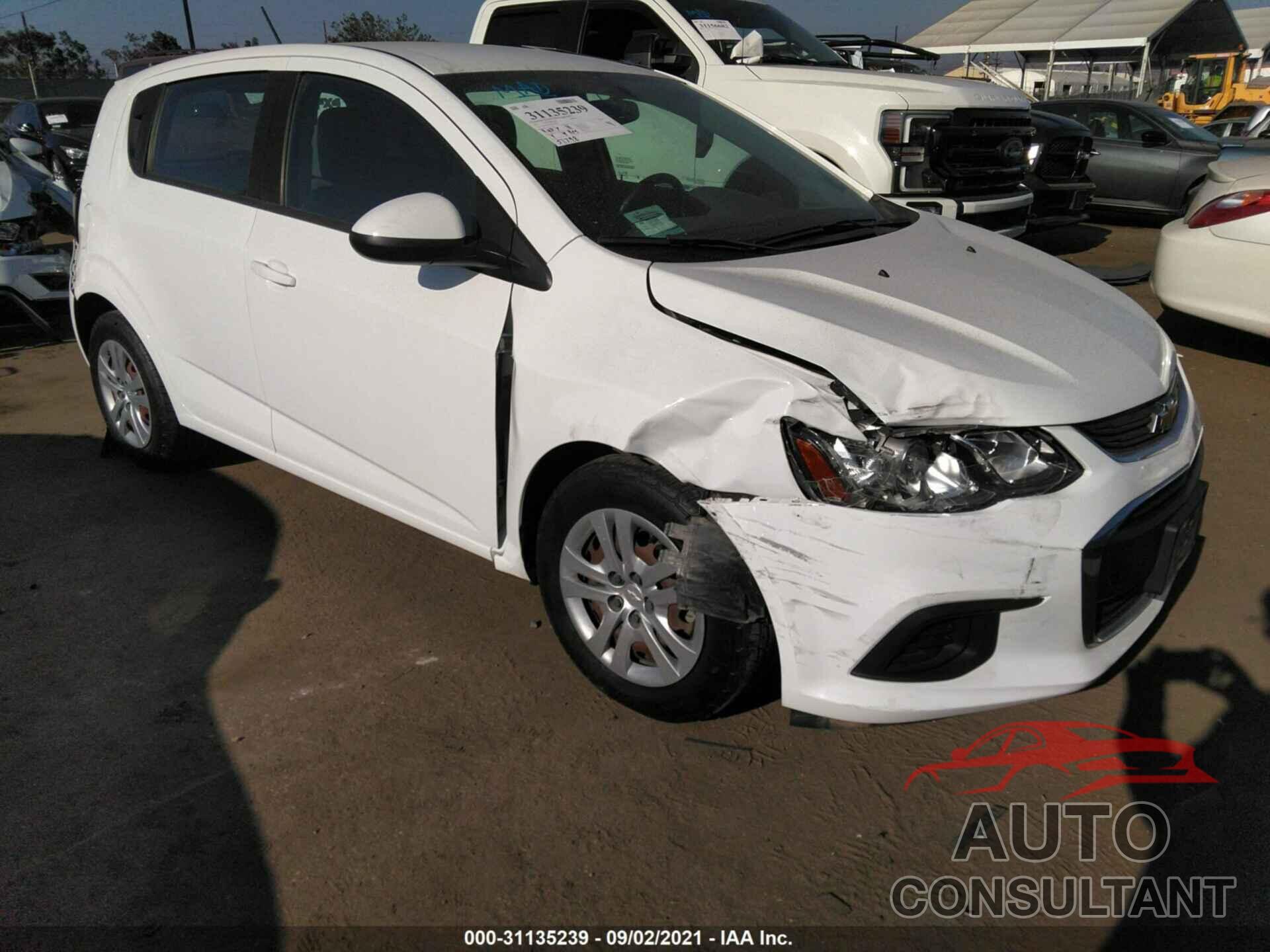 CHEVROLET SONIC 2017 - 1G1JG6SG5H4165536