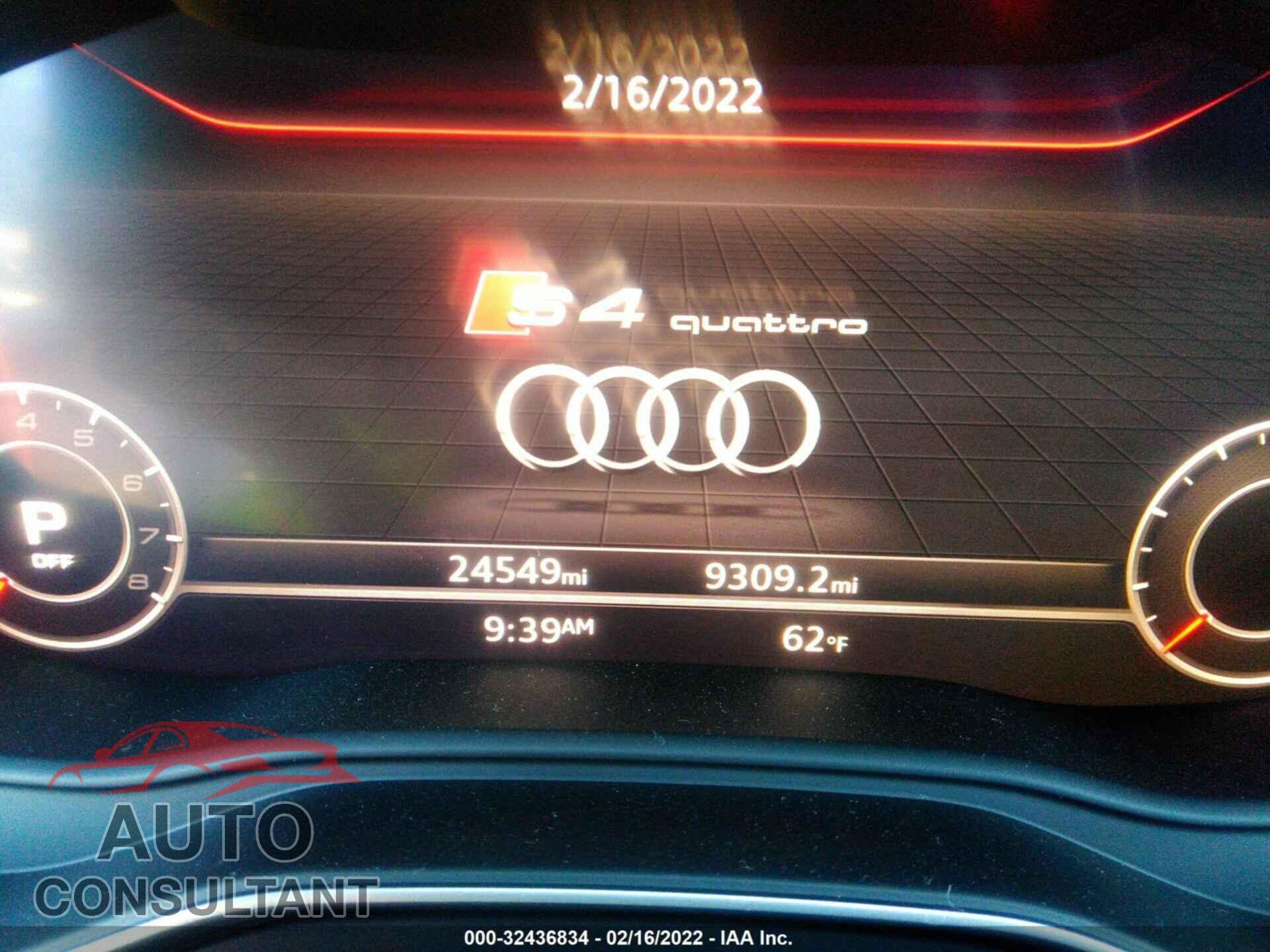 AUDI S4 2018 - WAUB4AF43JA200036