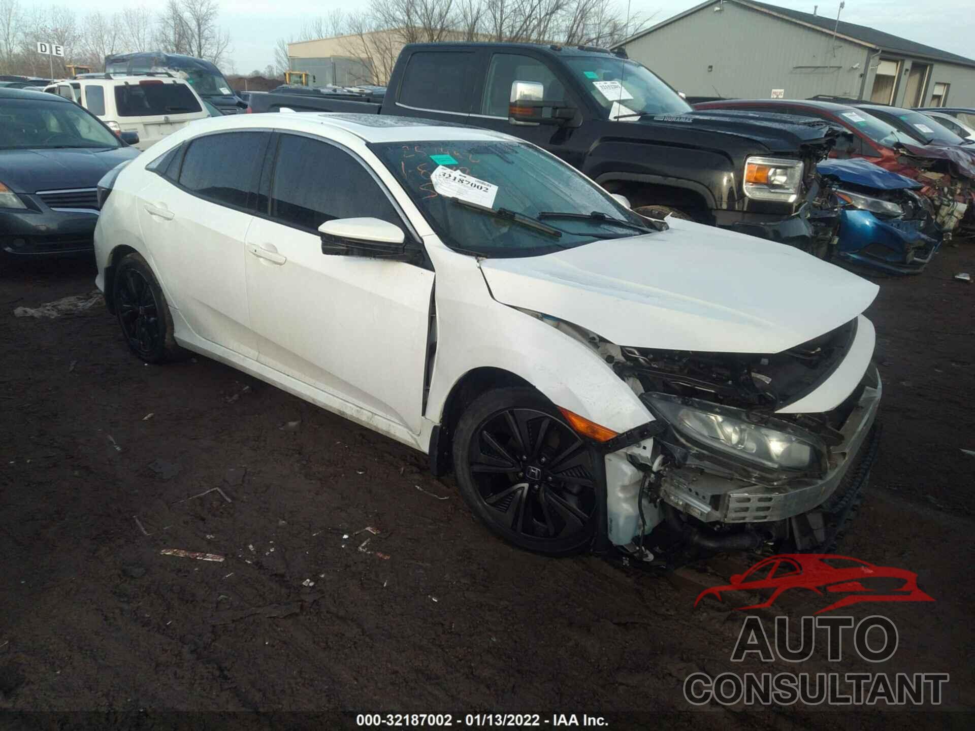 HONDA CIVIC HATCHBACK 2017 - SHHFK7H71HU207295