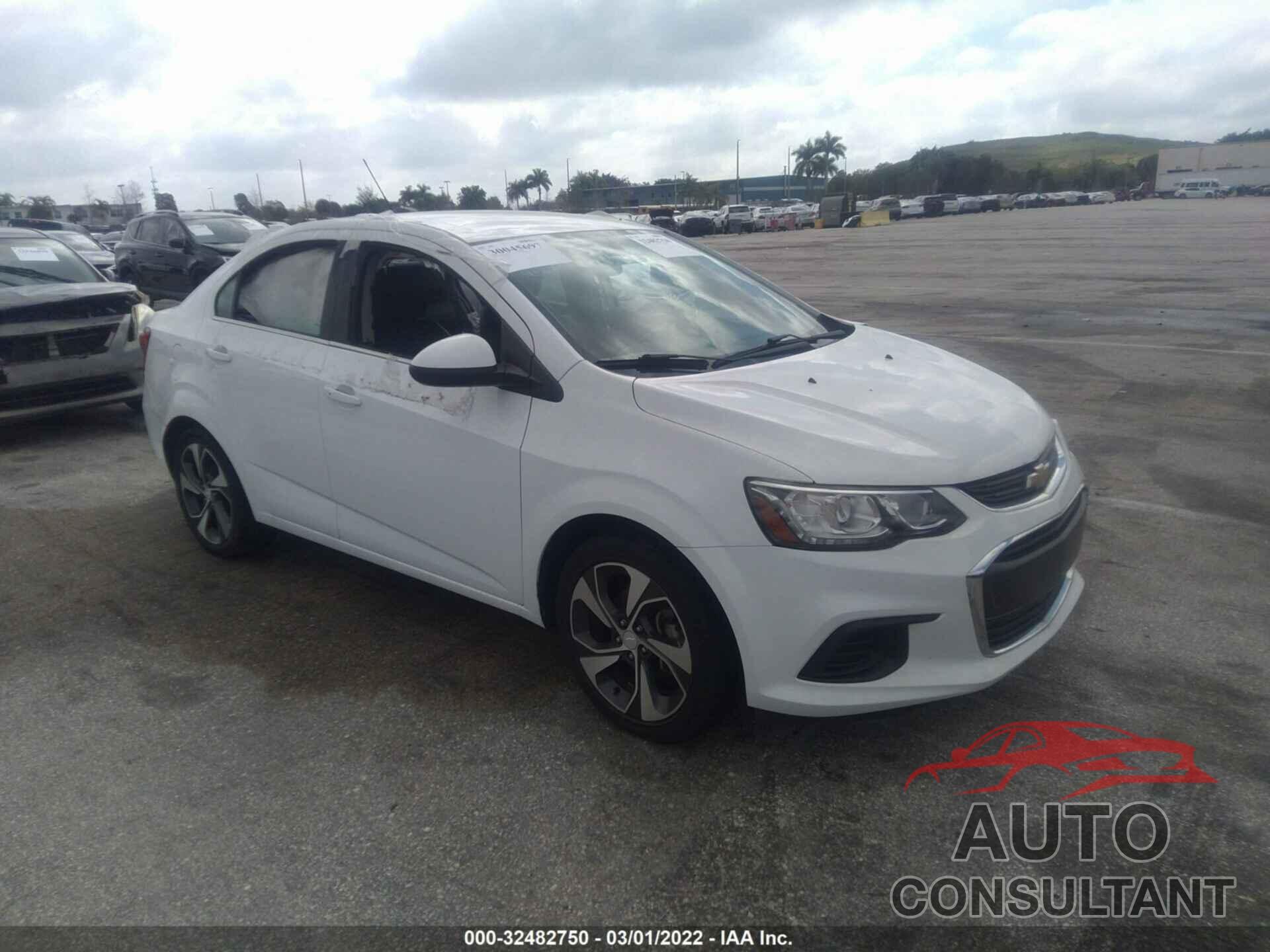 CHEVROLET SONIC 2017 - 1G1JF5SB7H4123239