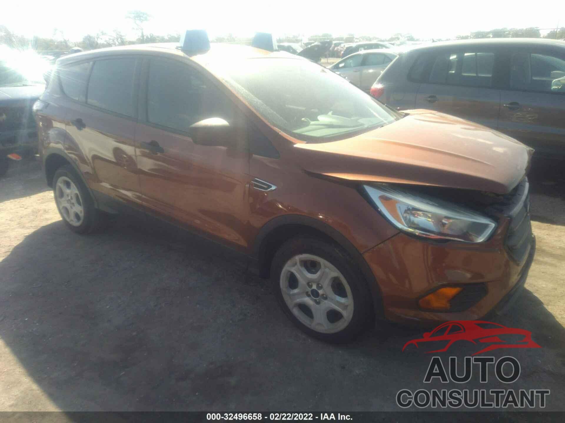 FORD ESCAPE 2017 - 1FMCU0F70HUD91141