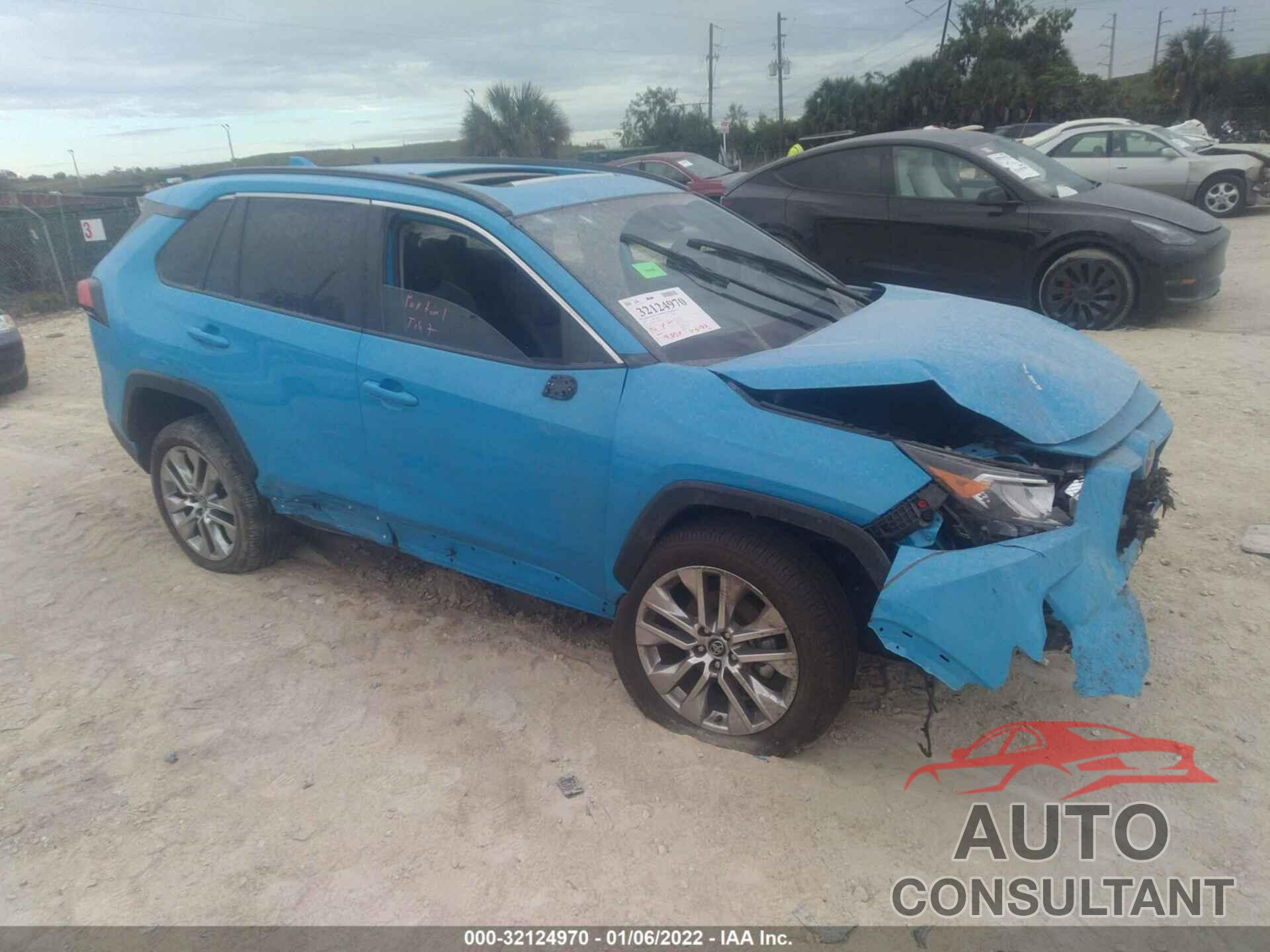 TOYOTA RAV4 2020 - 2T3C1RFV3LW090326