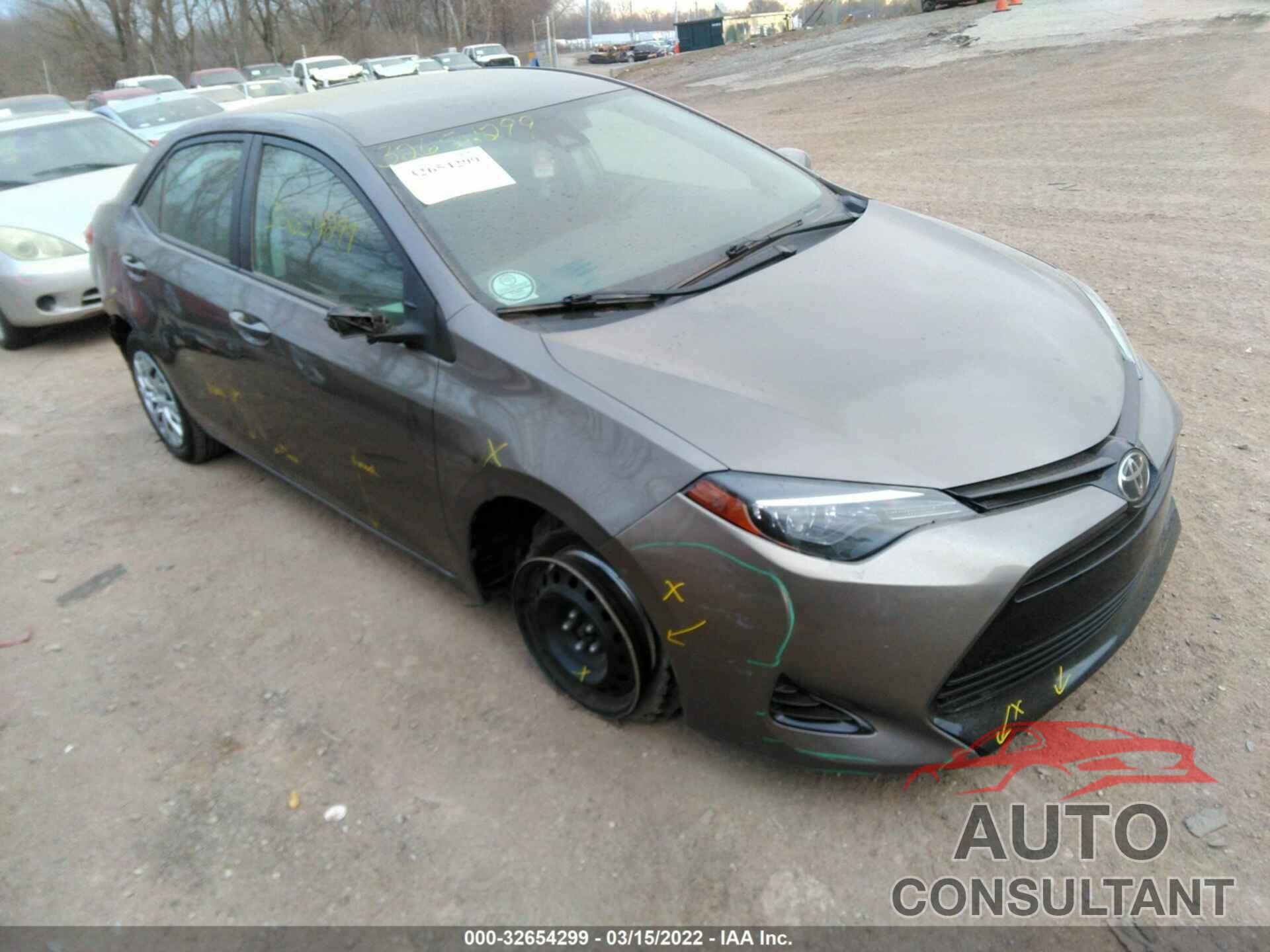 TOYOTA COROLLA 2018 - 5YFBURHE9JP754295