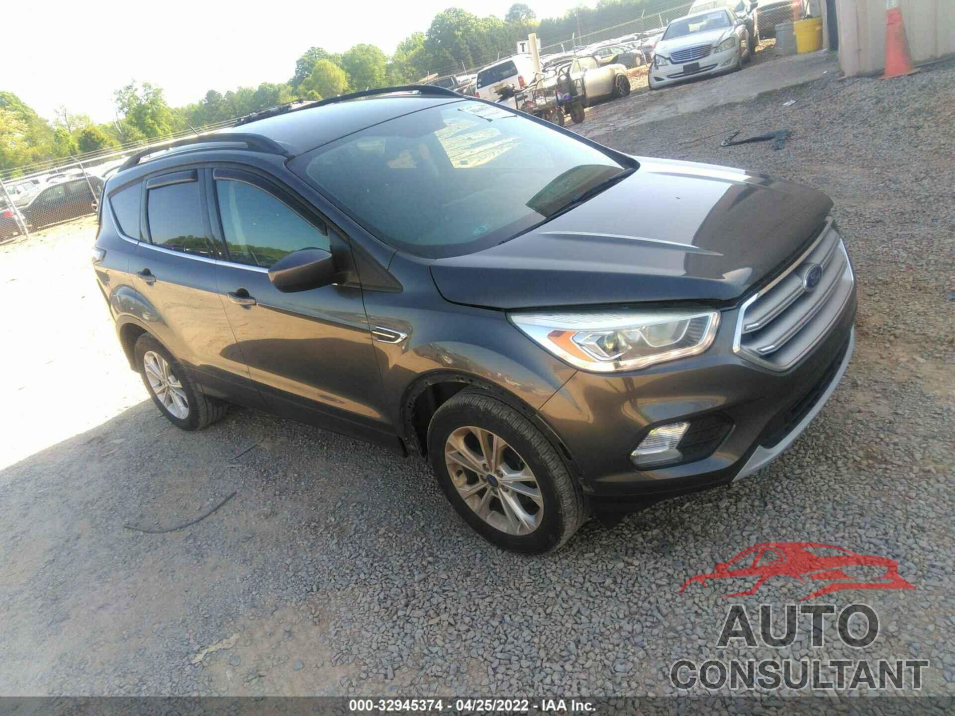 FORD ESCAPE 2017 - 1FMCU0GD4HUD24238