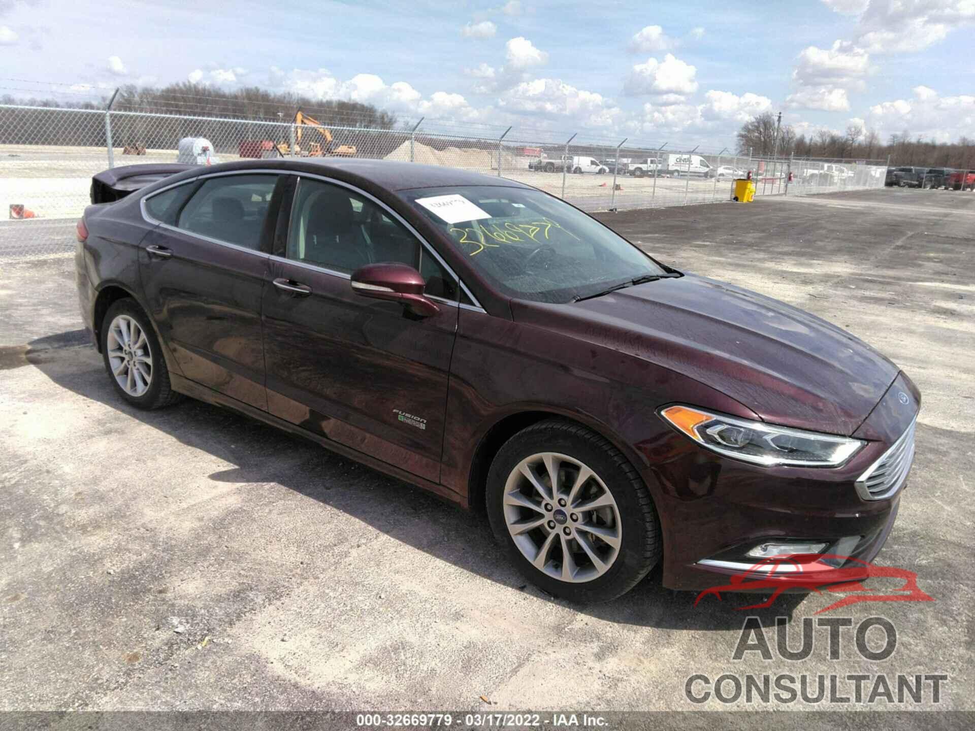 FORD FUSION ENERGI 2017 - 3FA6P0SU4HR191316