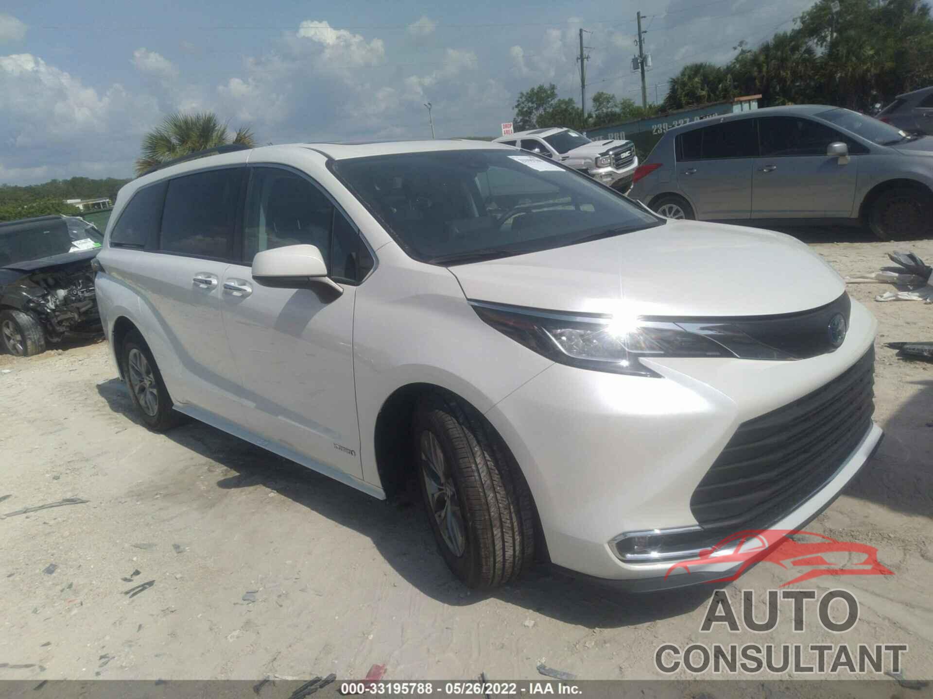 TOYOTA SIENNA 2021 - 5TDYRKEC5MS062584