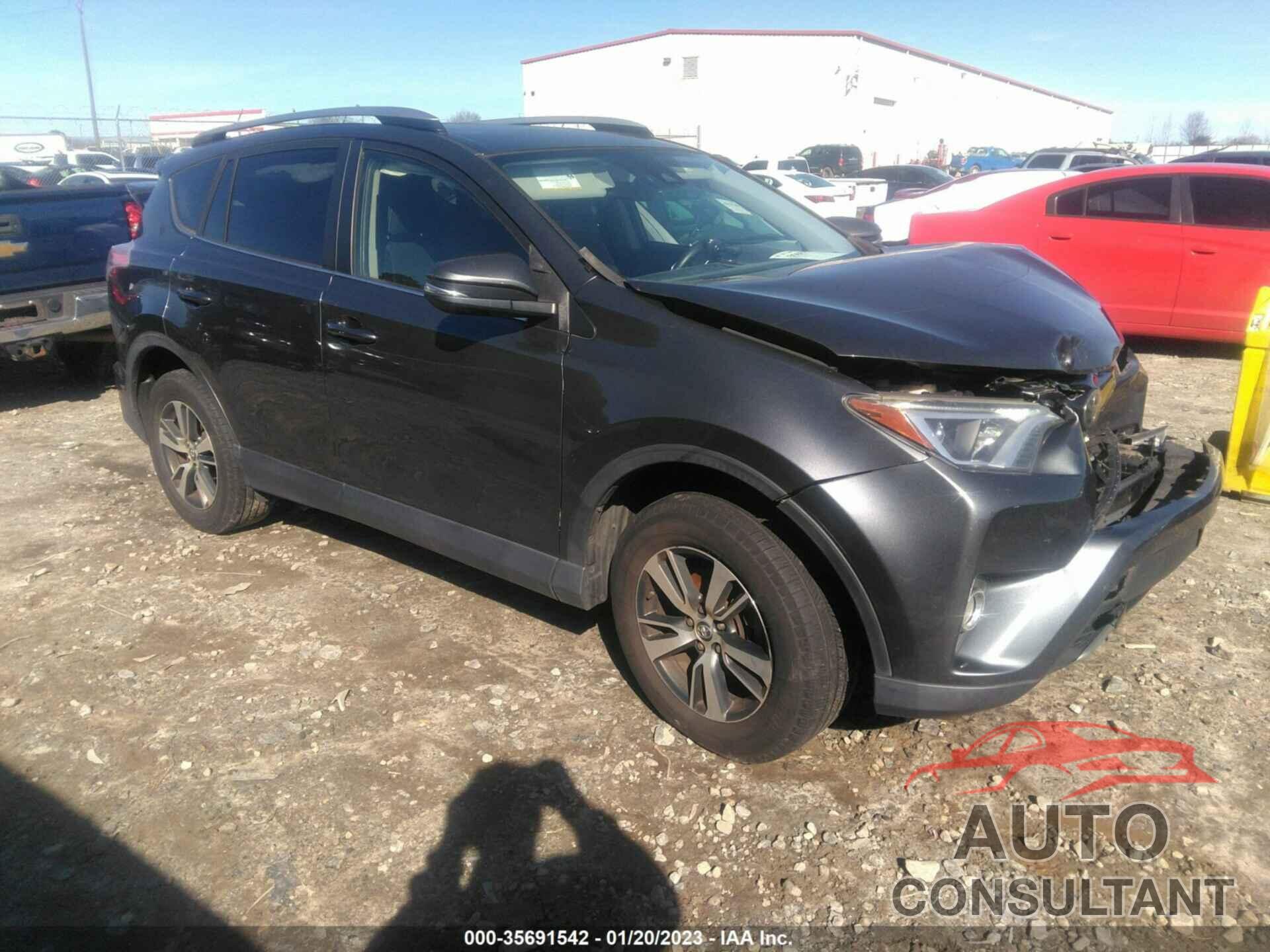 TOYOTA RAV4 2017 - JTMWFREV8HD094215