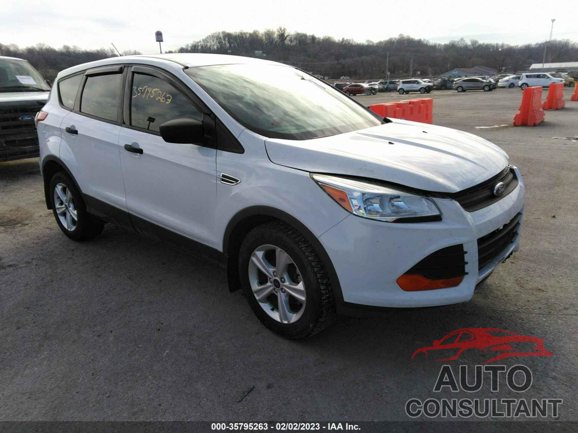 FORD ESCAPE 2015 - 1FMCU0F77FUA57248