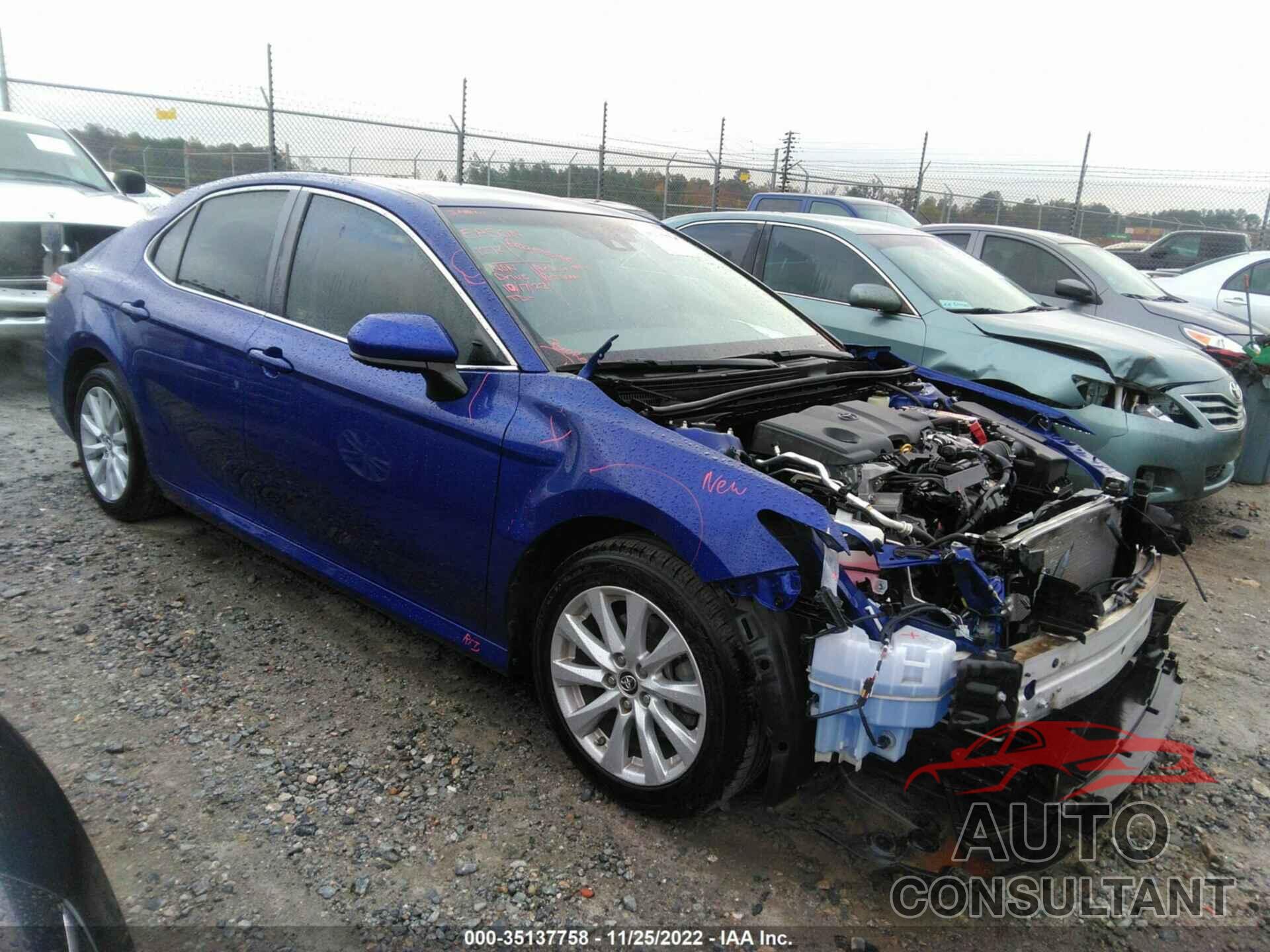 TOYOTA CAMRY 2018 - JTNB11HK3J3014942