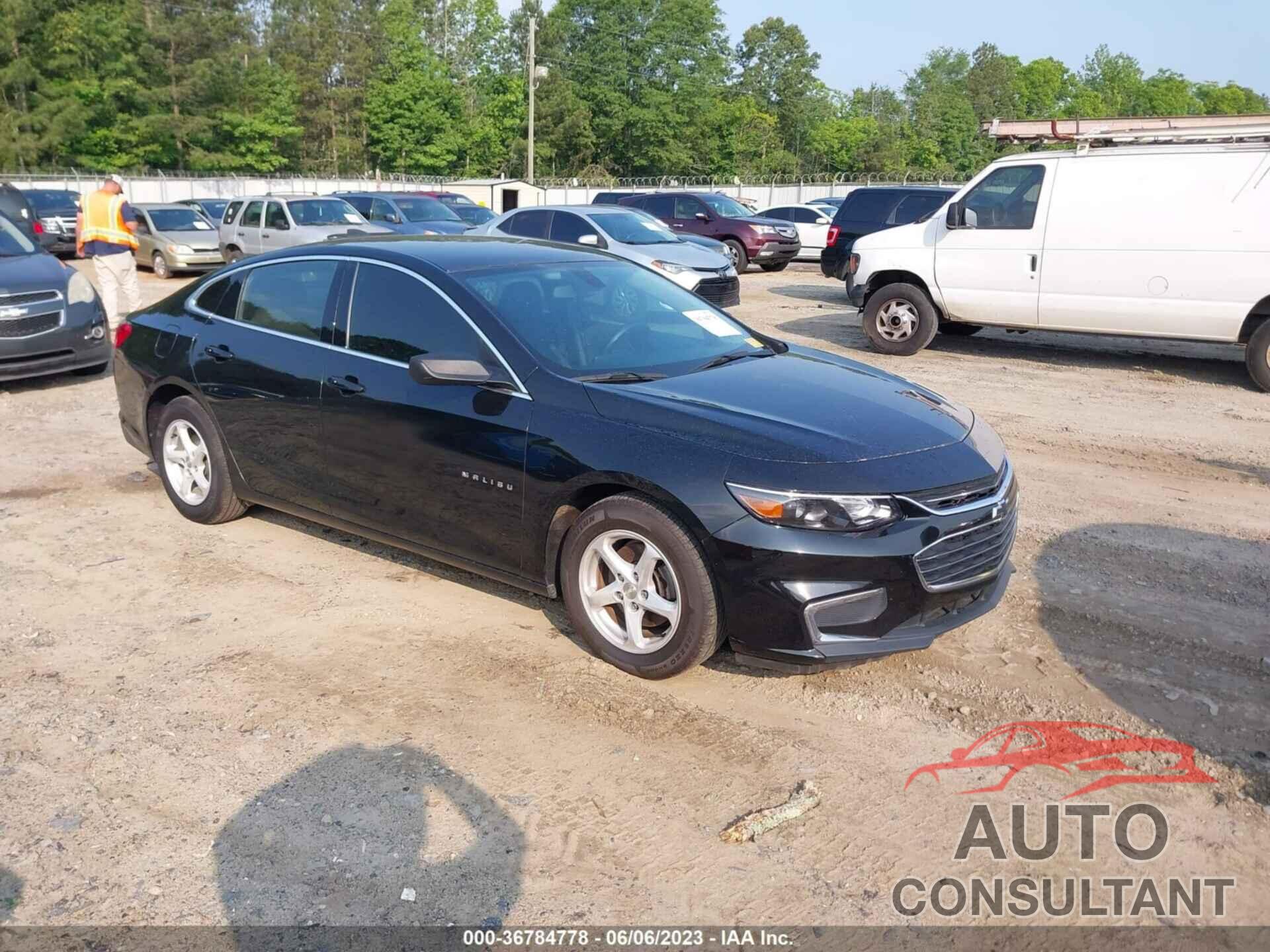 CHEVROLET MALIBU 2018 - 1G1ZB5ST0JF188063