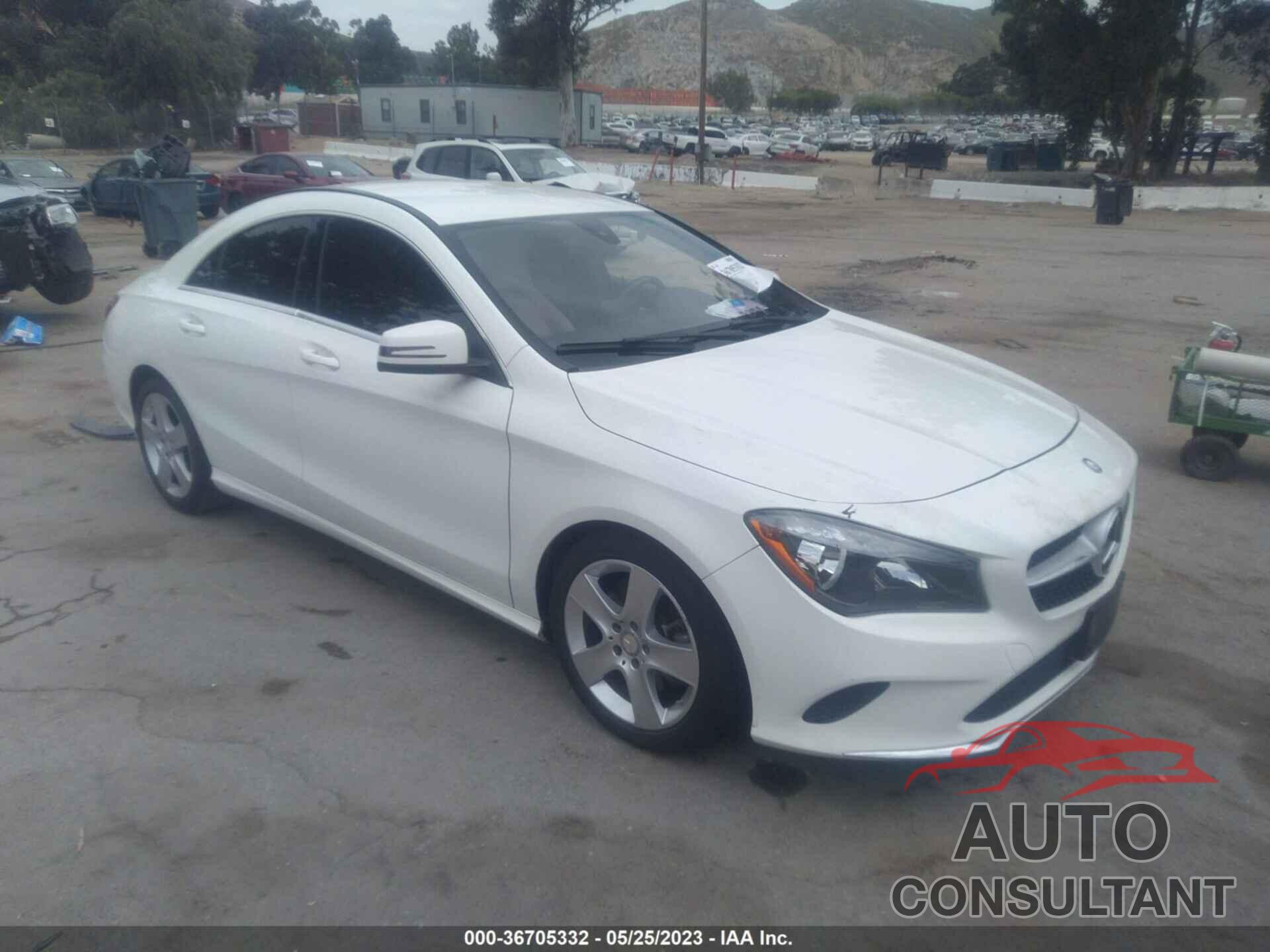 MERCEDES-BENZ CLA 2017 - WDDSJ4EB4HN499817