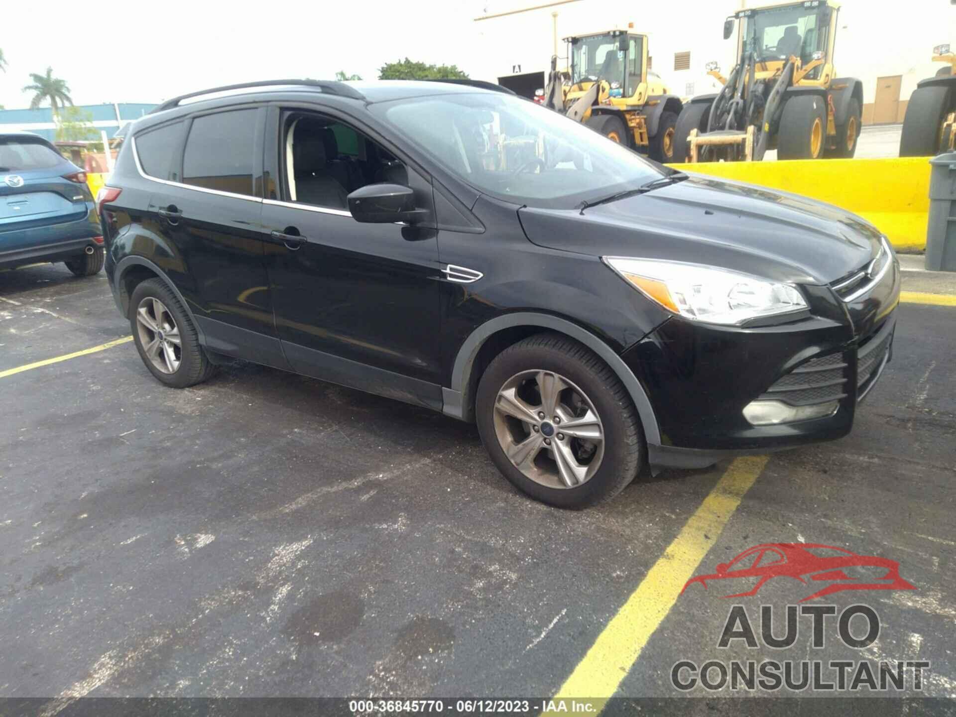 FORD ESCAPE 2015 - 1FMCU9G98FUC22812