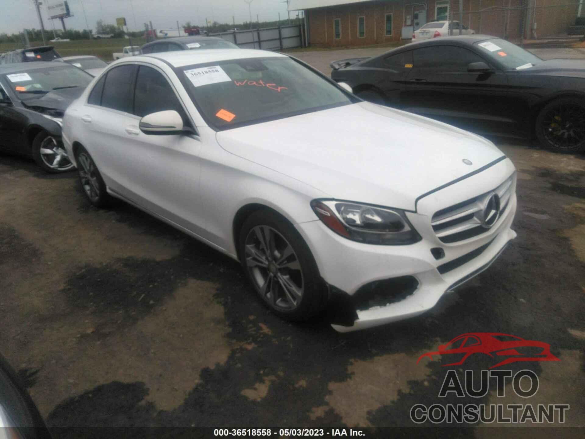 MERCEDES-BENZ C 300 2016 - 55SWF4JB8GU133003