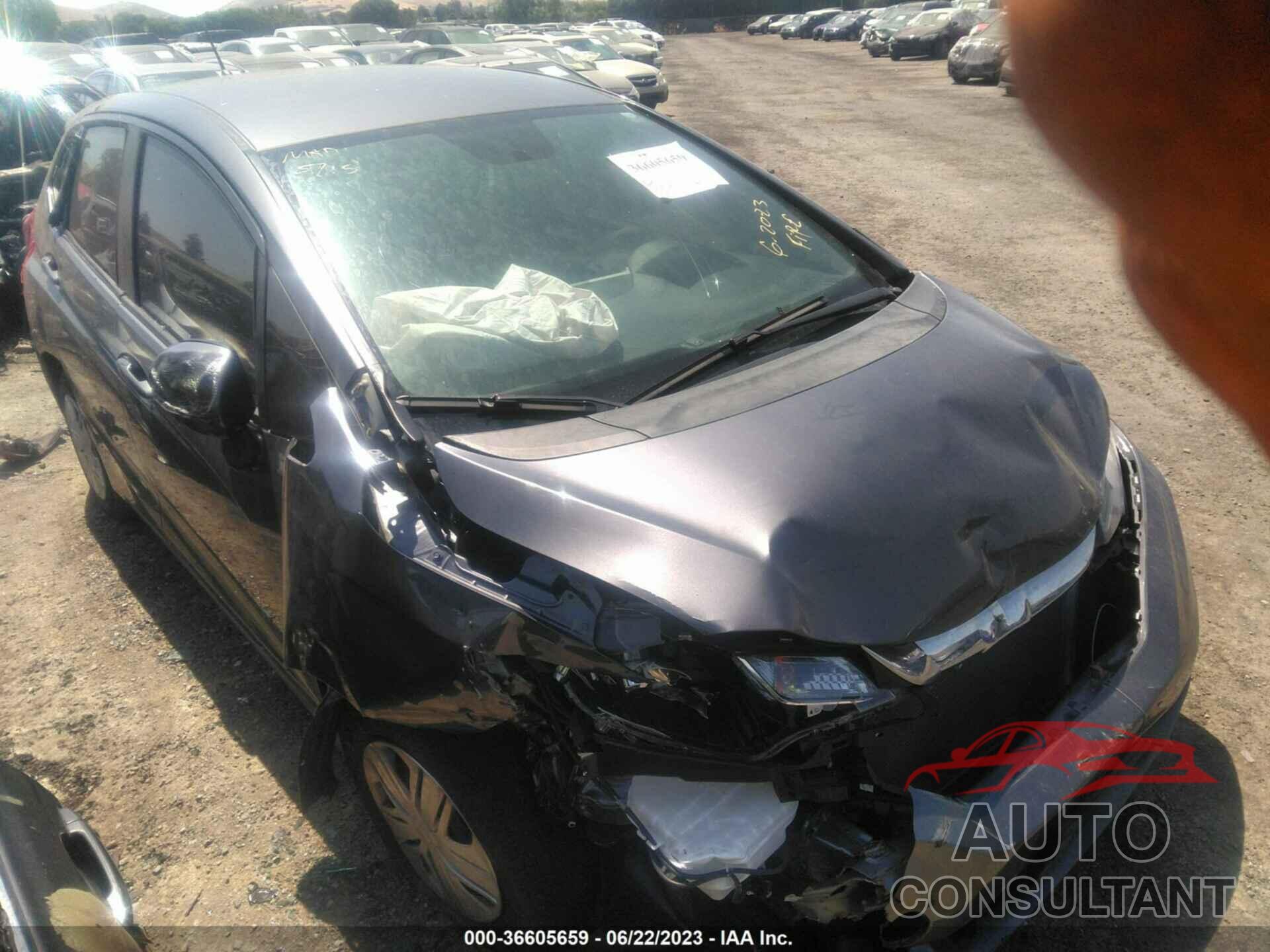 HONDA FIT 2019 - 3HGGK5H41KM751834