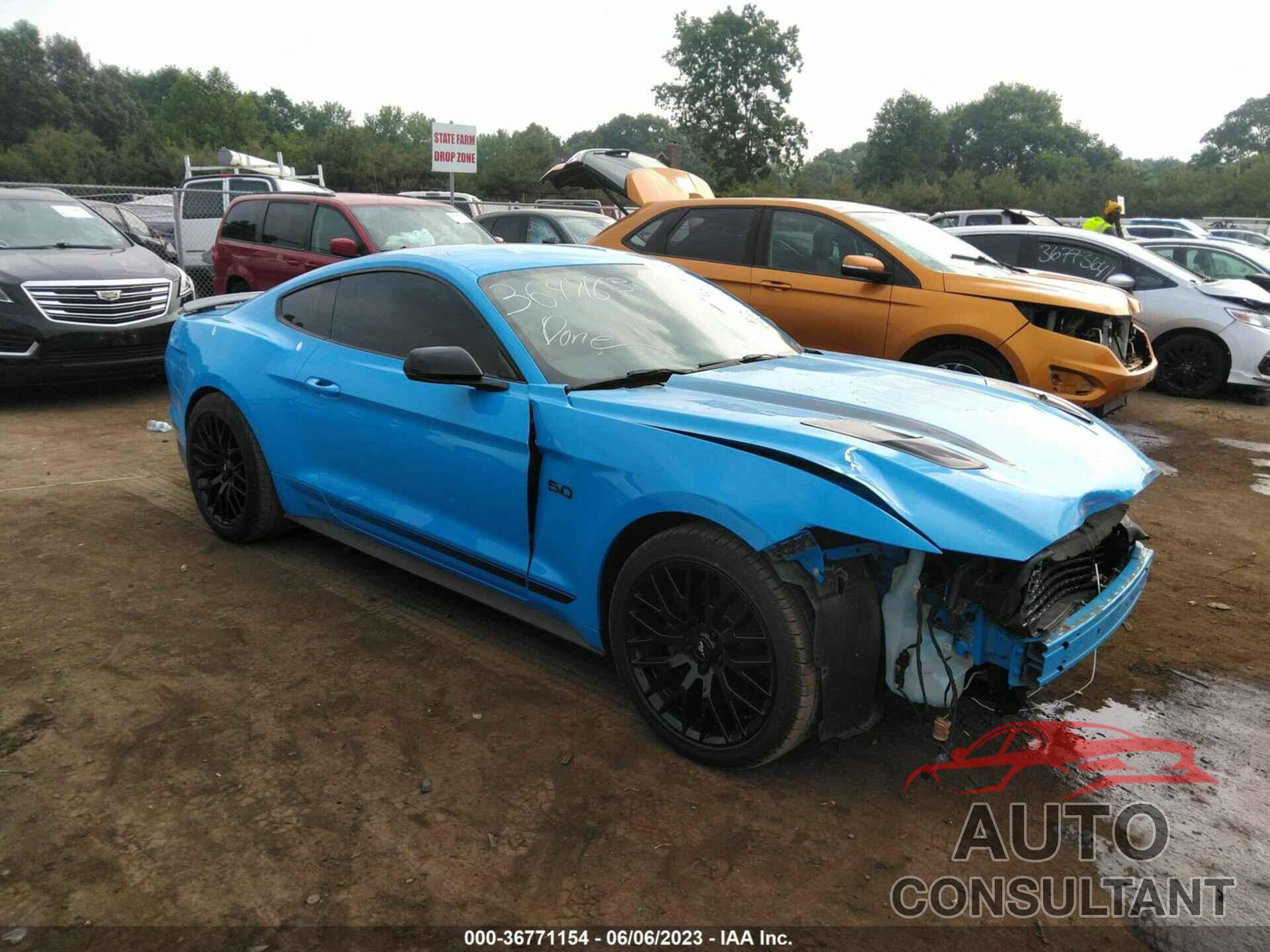 FORD MUSTANG 2017 - 1FA6P8CF1H5217422