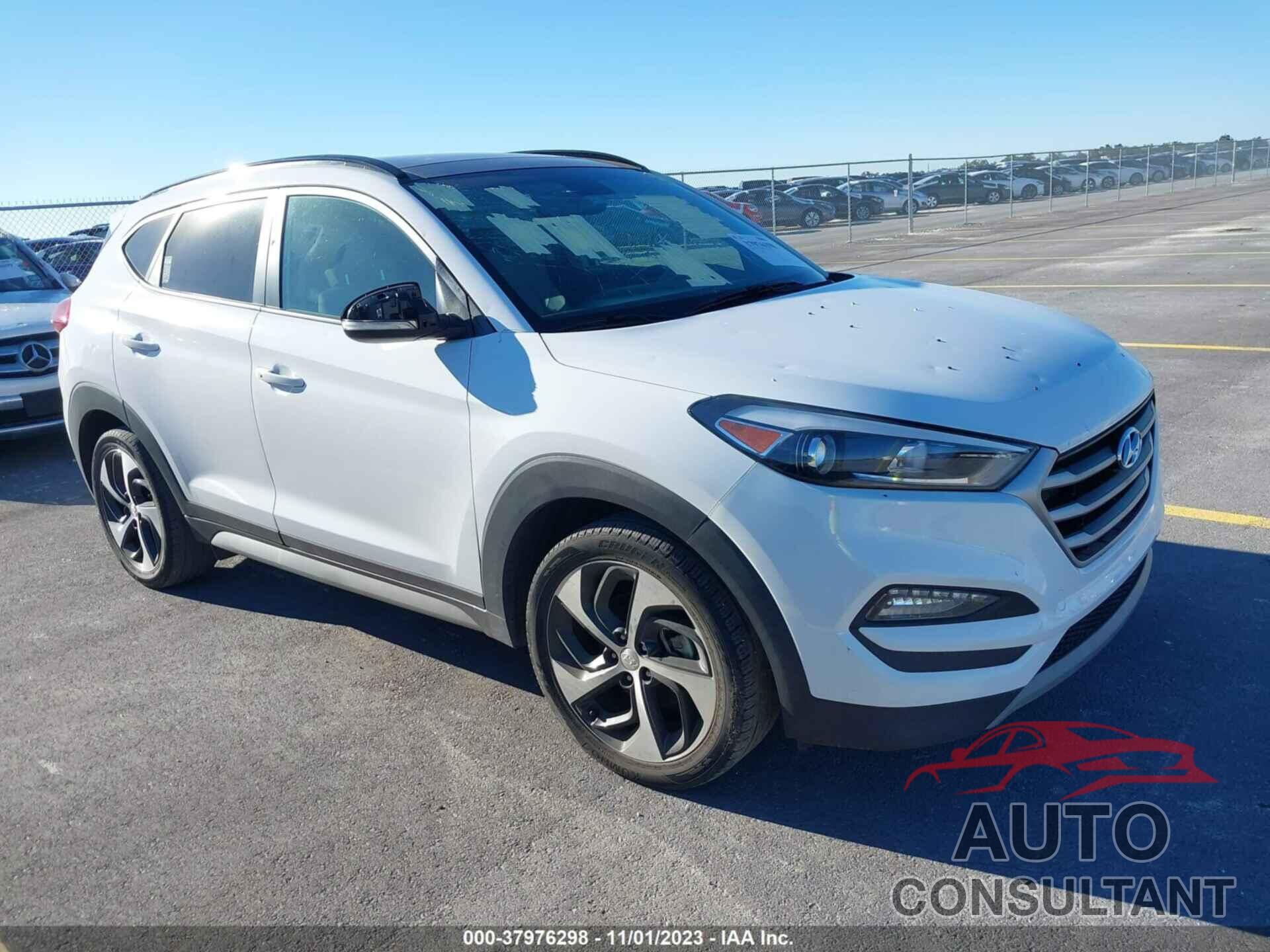 HYUNDAI TUCSON 2018 - KM8J33A2XJU689757