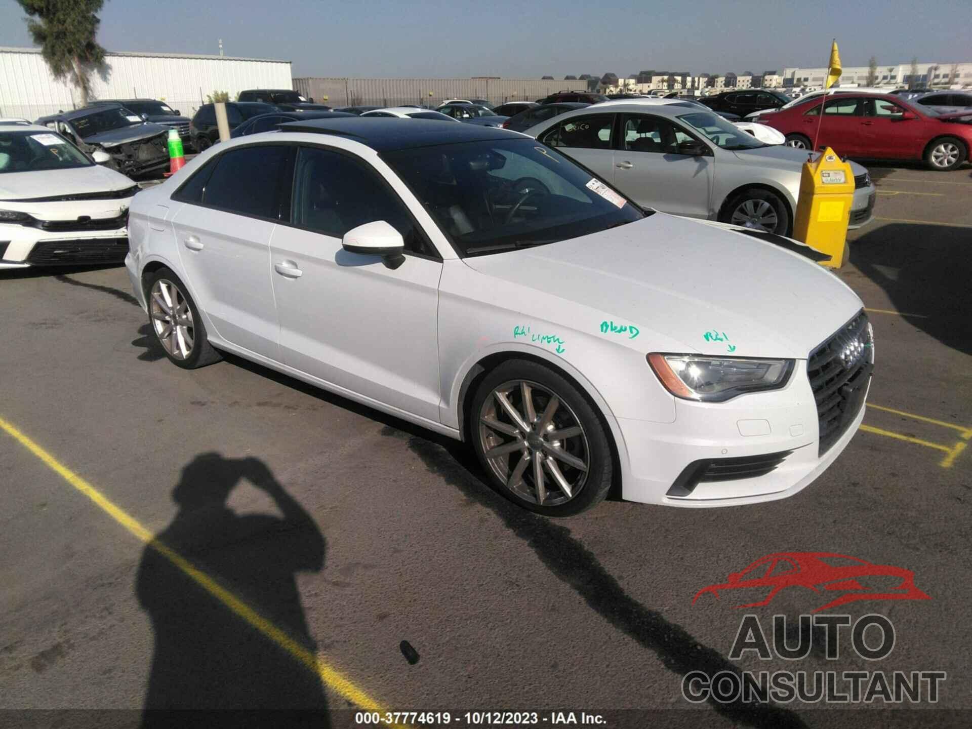 AUDI A3 2016 - WAUA7GFF3G1003223