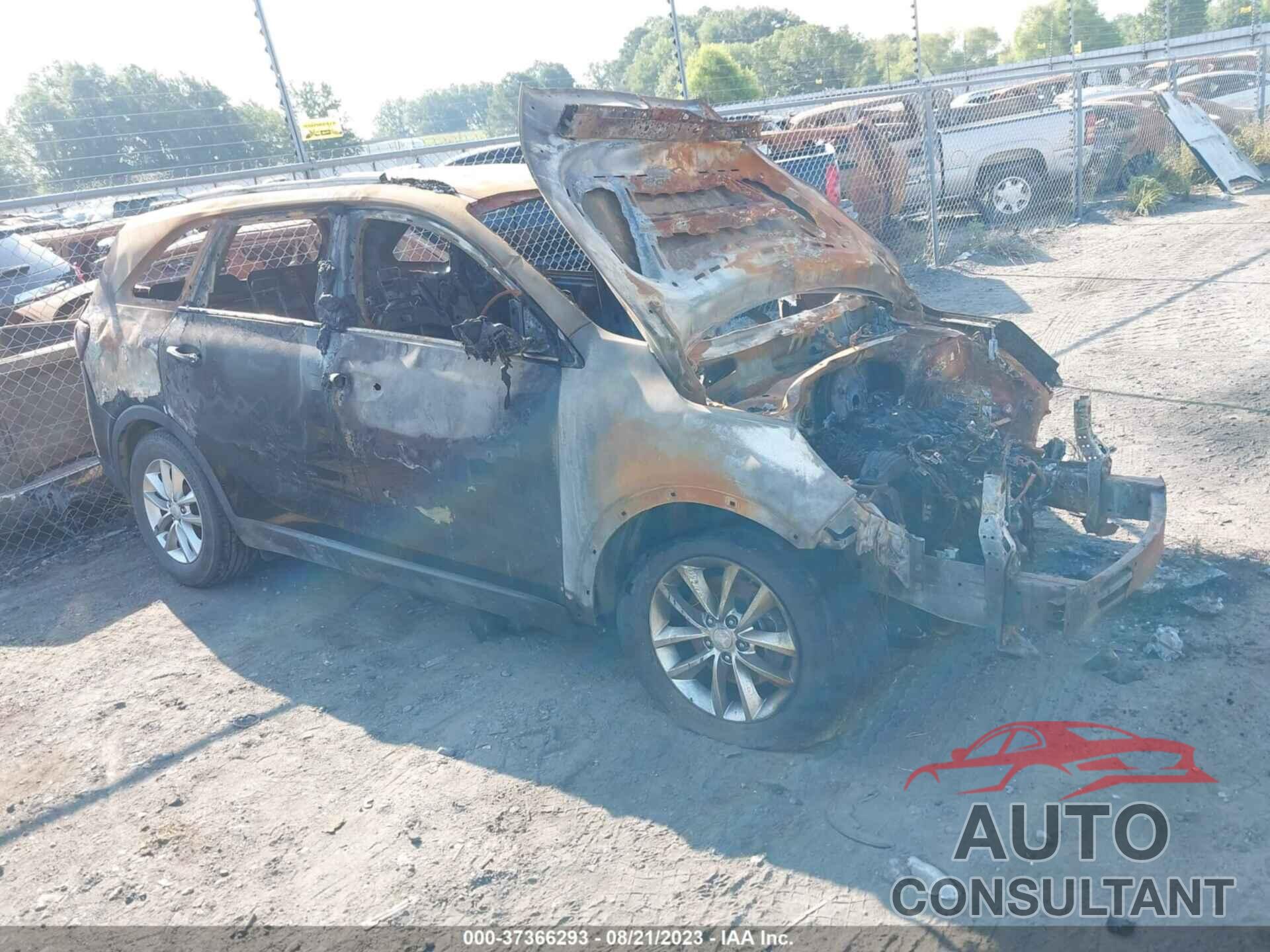 KIA SORENTO 2016 - 5XYPG4A56GG122104