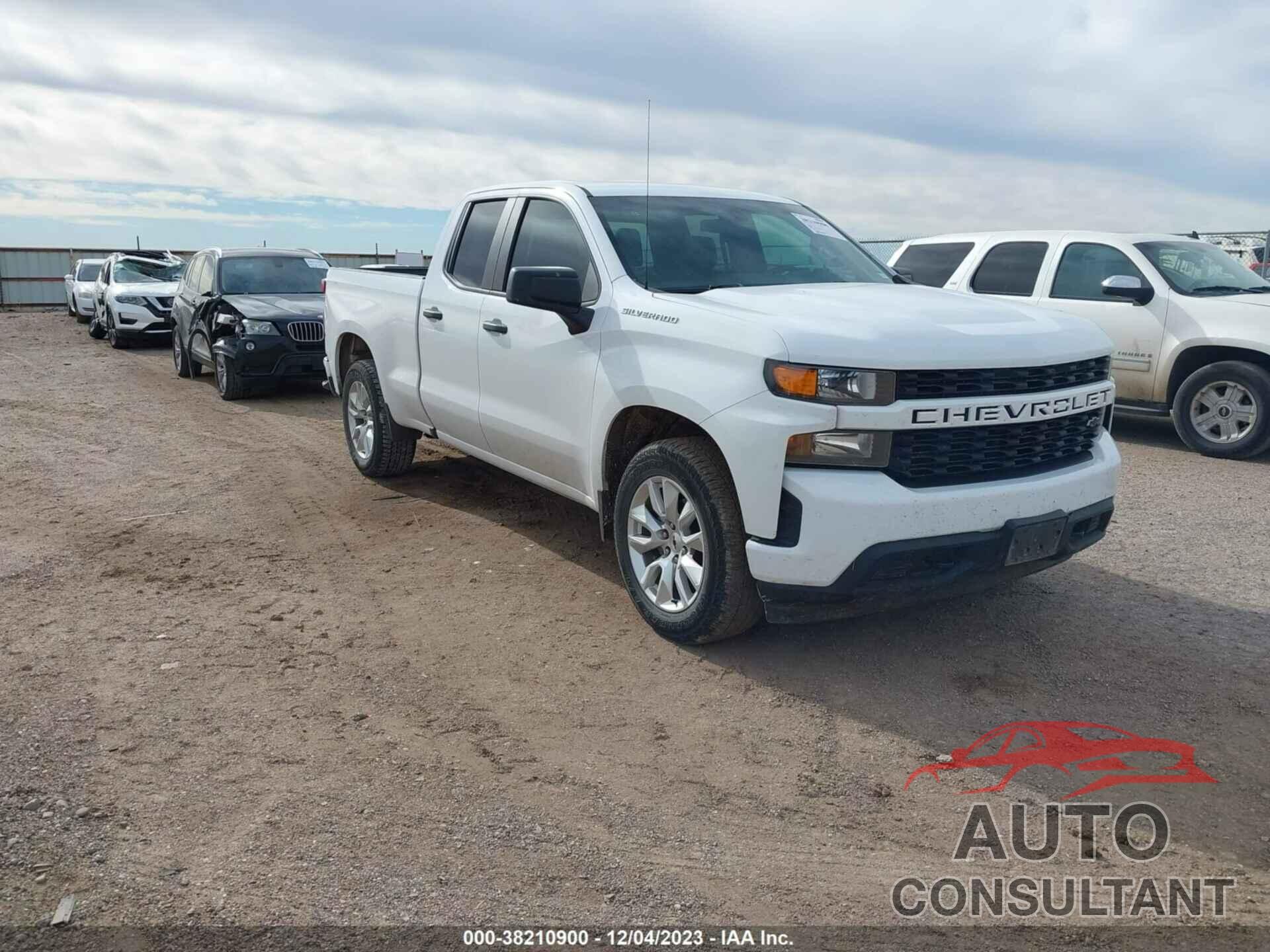 CHEVROLET SILVERADO 1500 2019 - 1GCRWBEF7KZ175441