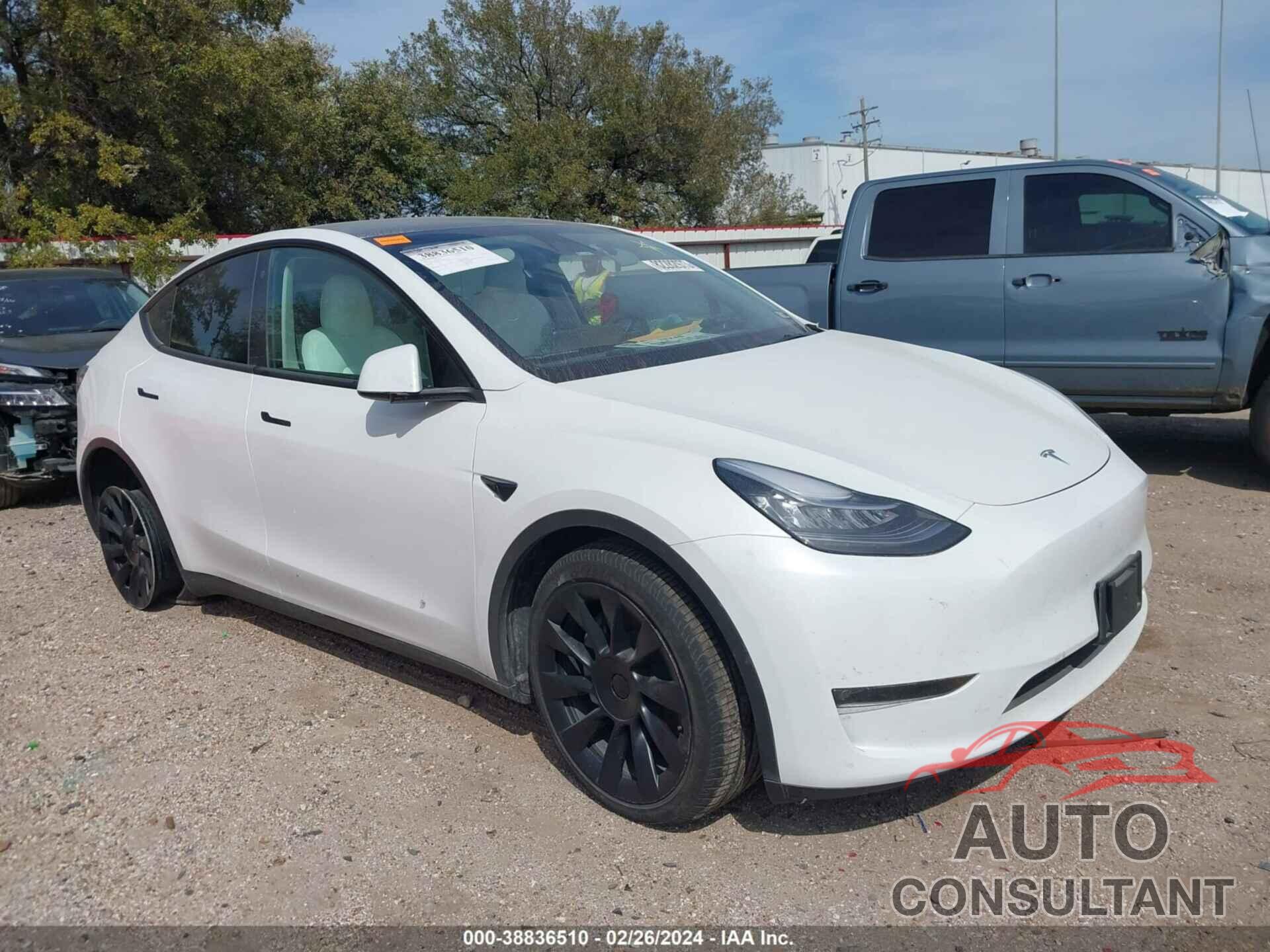 TESLA MODEL Y 2023 - 7SAYGDEE3PF617689