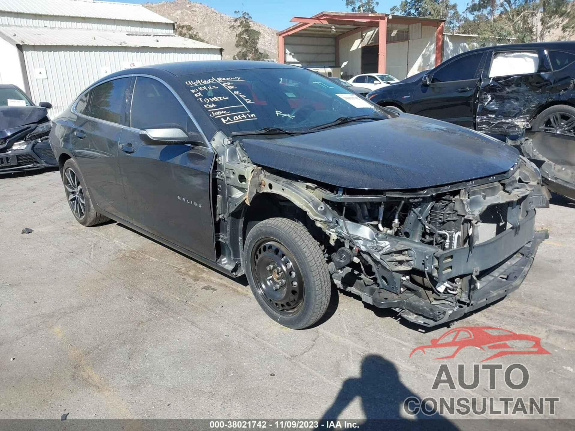 CHEVROLET MALIBU 2017 - 1G1ZE5ST3HF280379