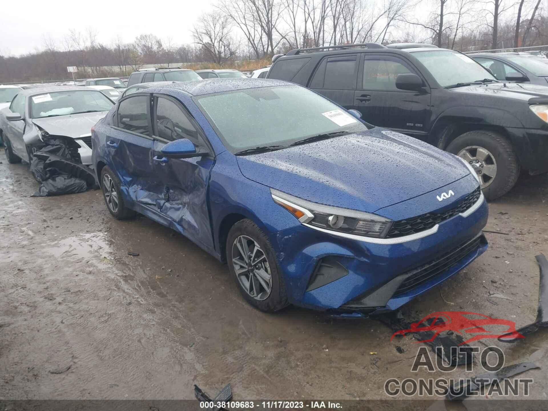 KIA FORTE 2023 - 3KPF24AD7PE581835