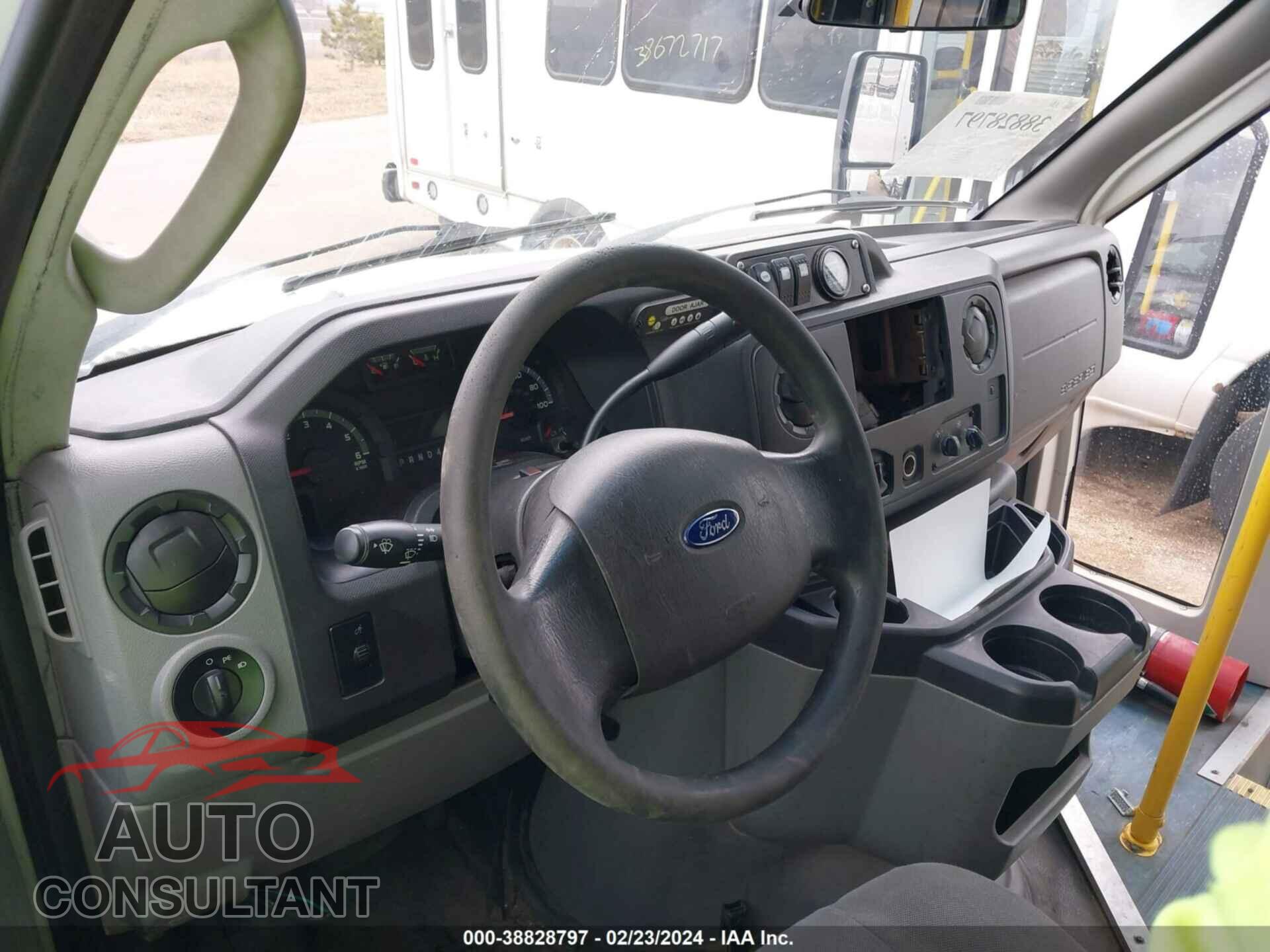 FORD E-450 CUTAWAY 2016 - 1FDFE4FS2GDC39544