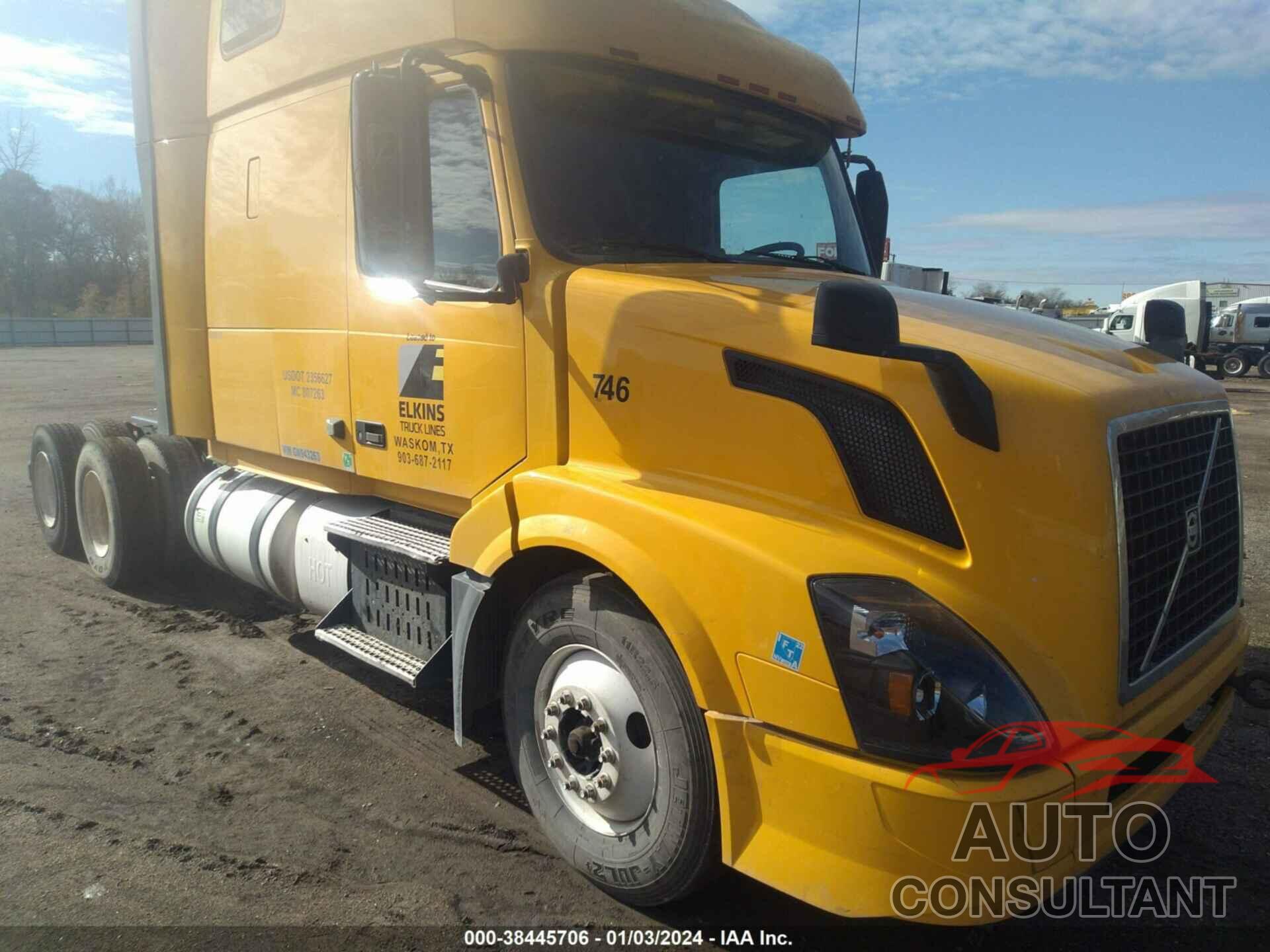 VOLVO VN 2016 - 4V4NC9EH9GN943263