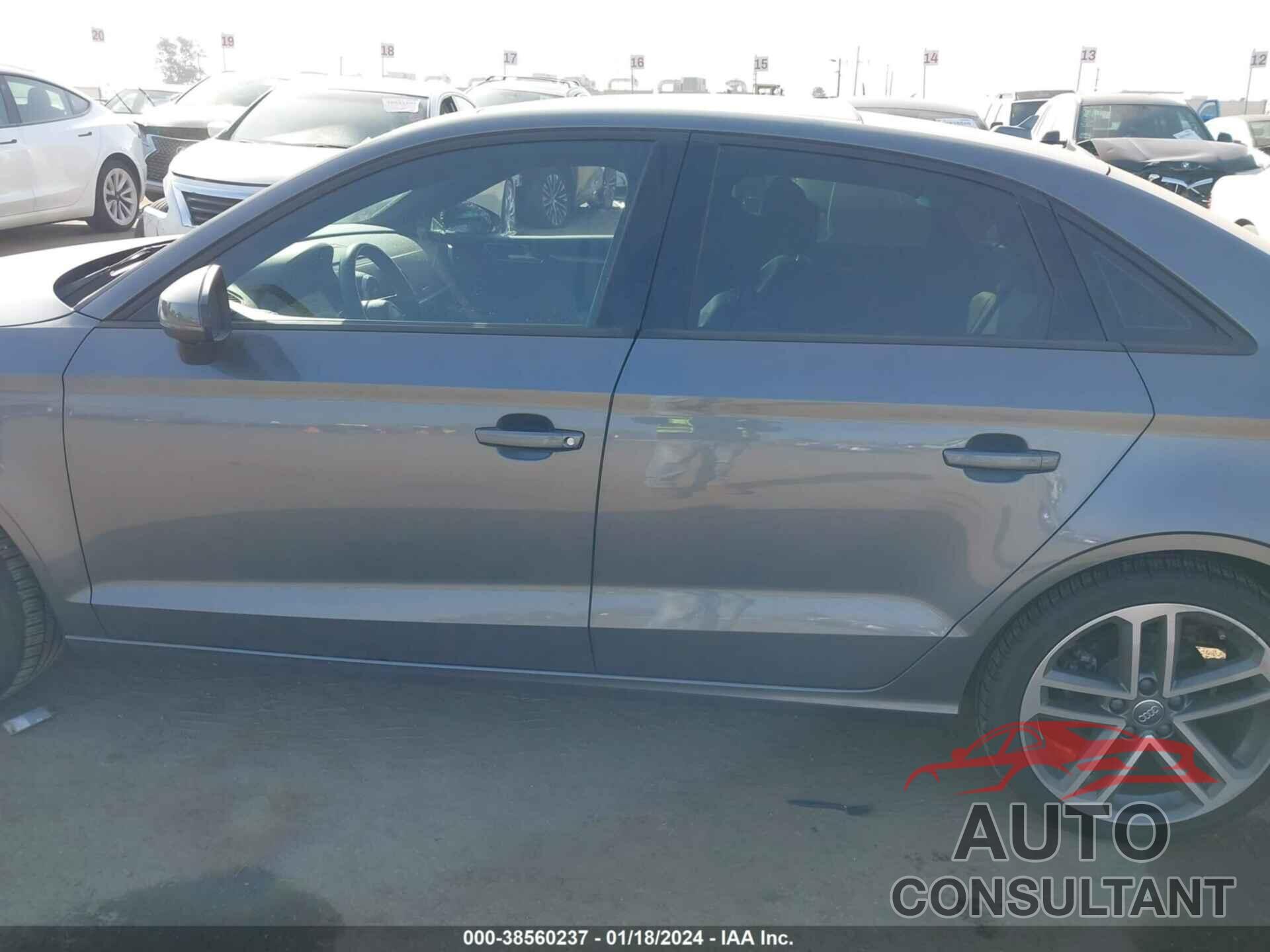 AUDI A3 2018 - WAUAUGFF9J1049722