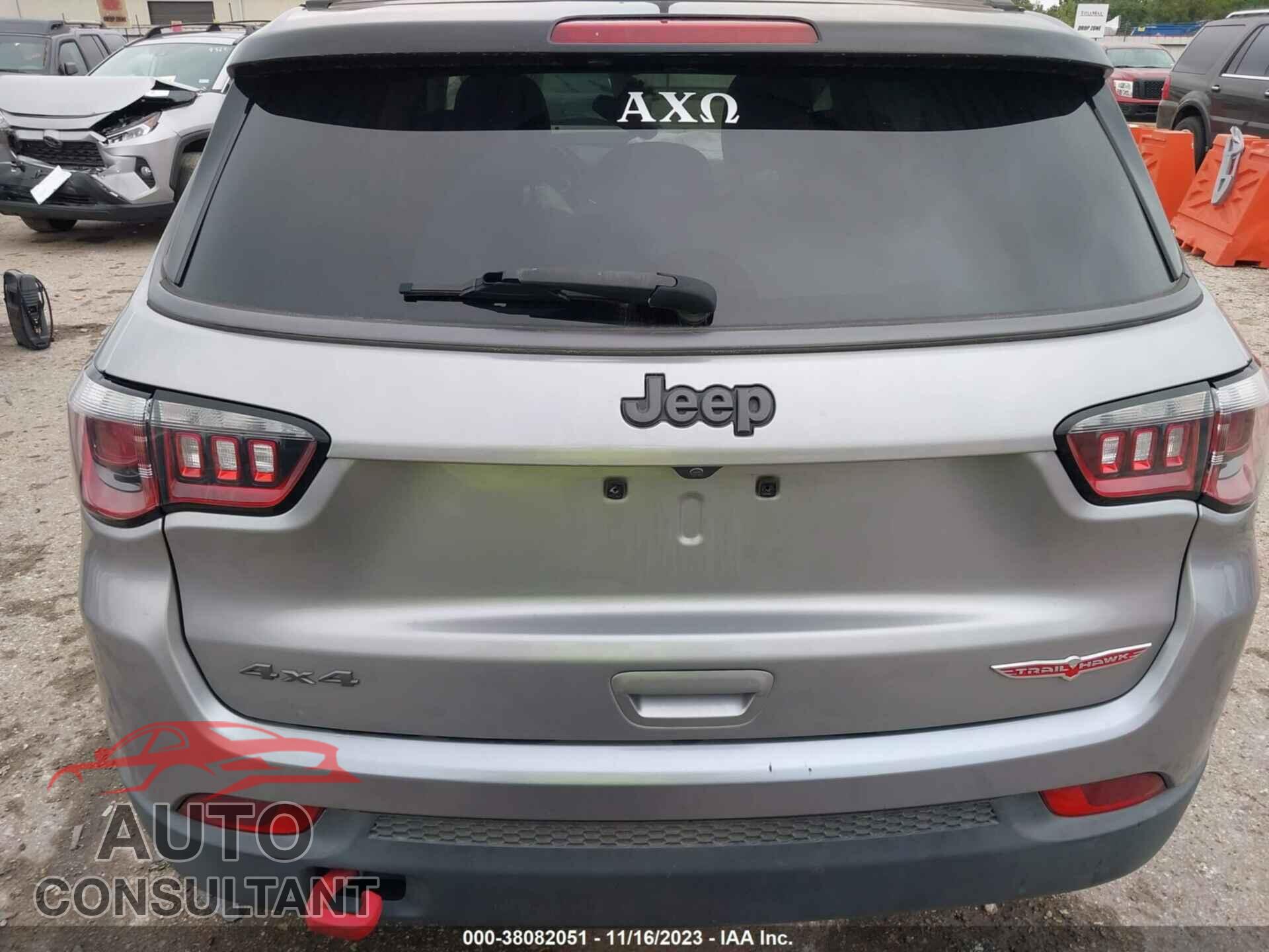JEEP COMPASS 2019 - 3C4NJDDB2KT667941