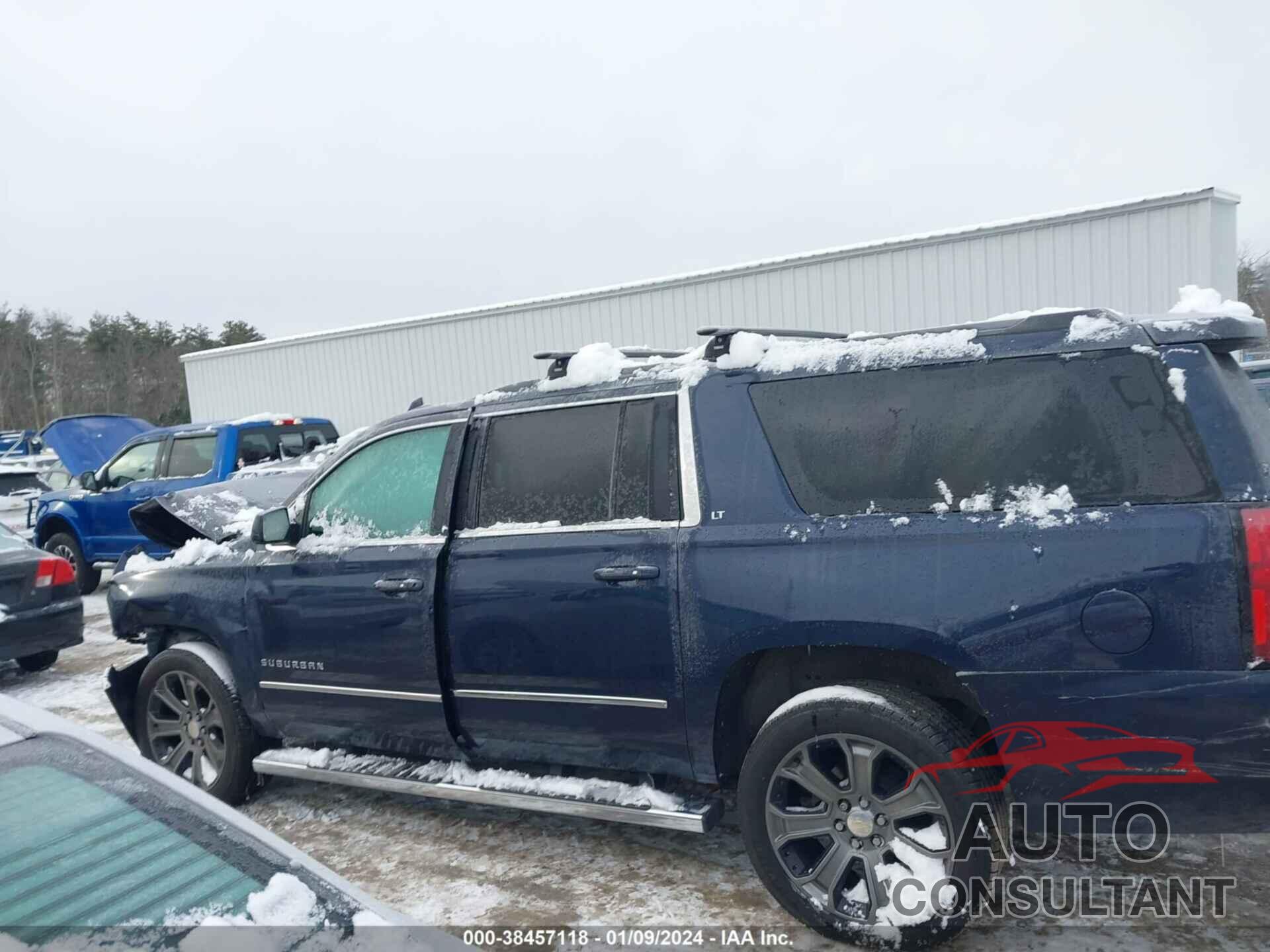 CHEVROLET SUBURBAN 2018 - 1GNSKHKC3JR193435