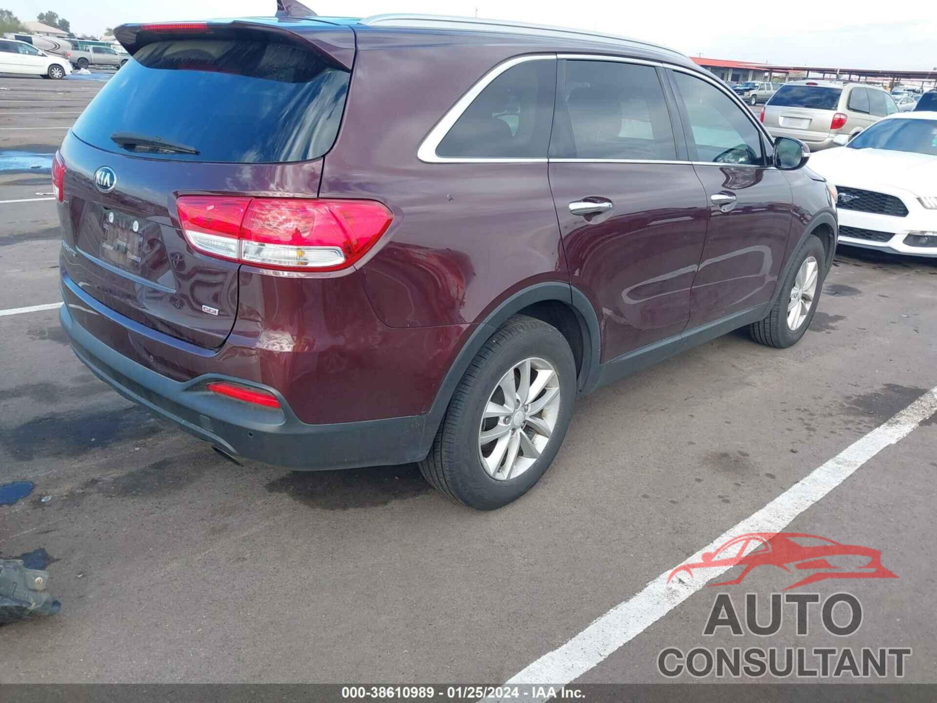 KIA SORENTO 2017 - 5XYPG4A39HG285040