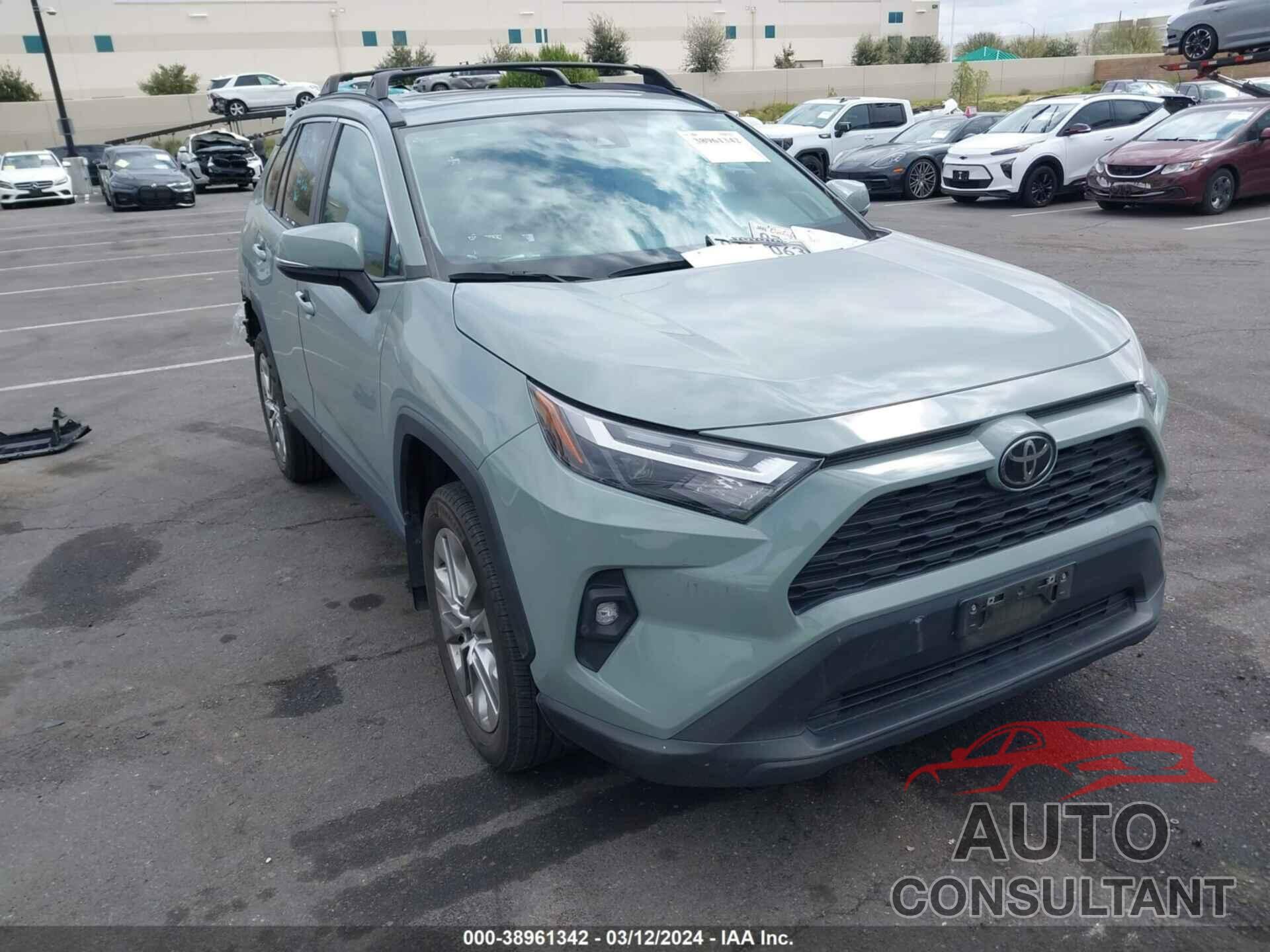 TOYOTA RAV4 2022 - 2T3C1RFV8NW185743