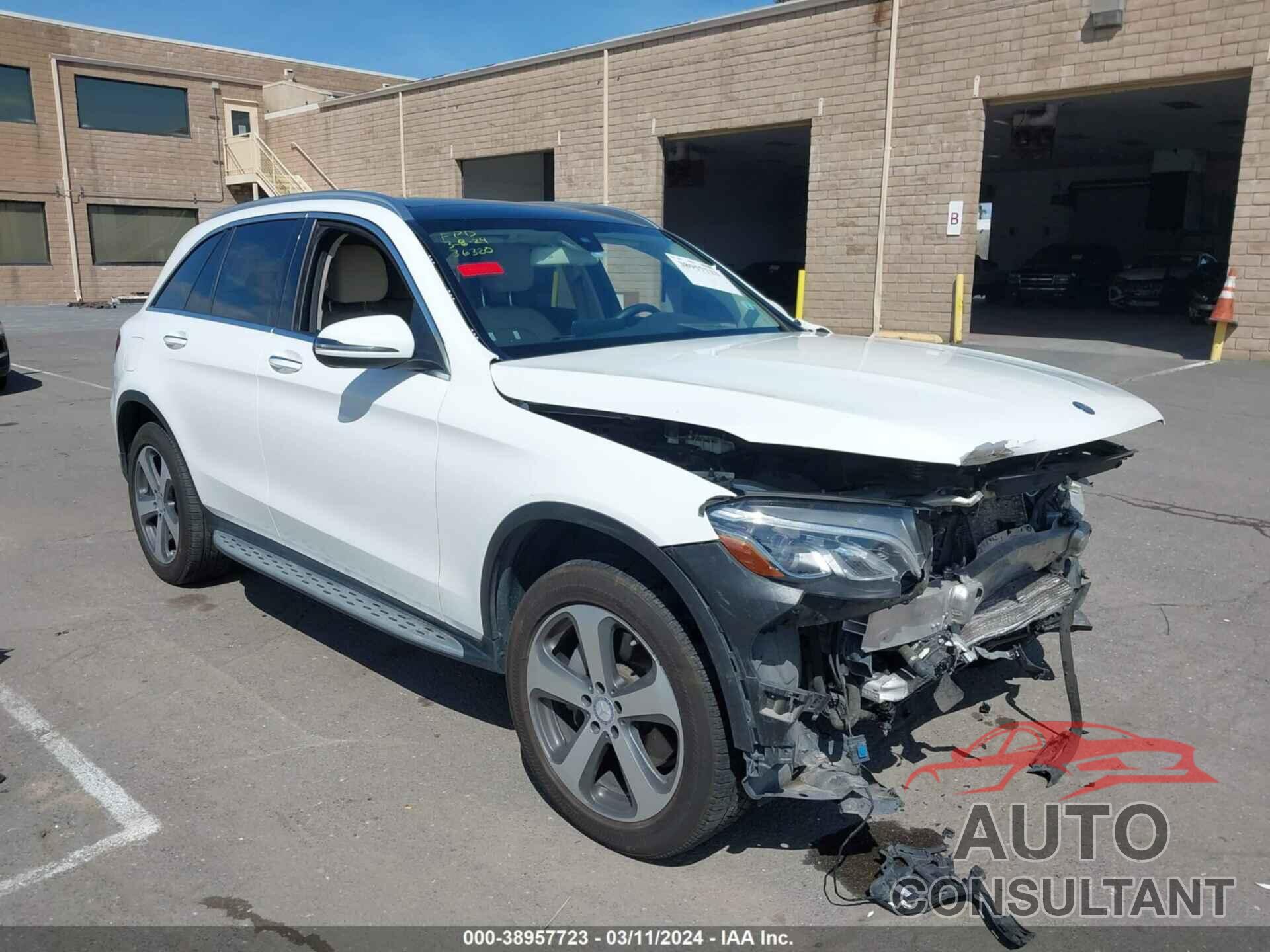 MERCEDES-BENZ GLC 300 2017 - WDC0G4JB0HF121634