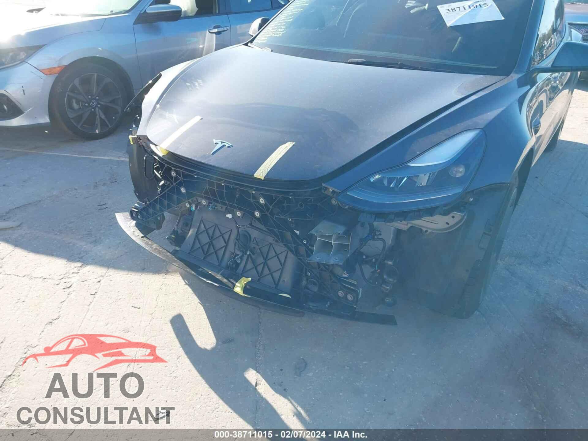 TESLA MODEL 3 2023 - 5YJ3E1EA3PF646683