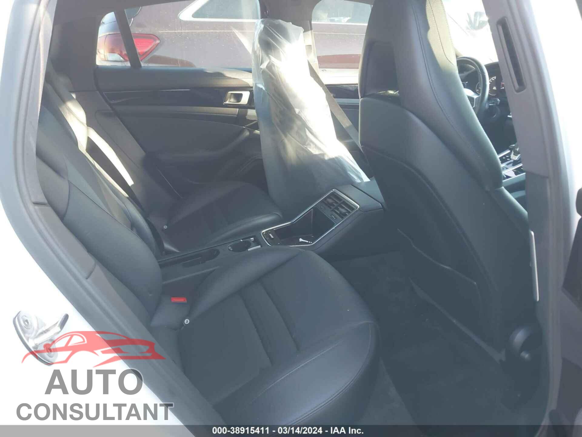 PORSCHE PANAMERA 2018 - WP0AA2A75JL107392