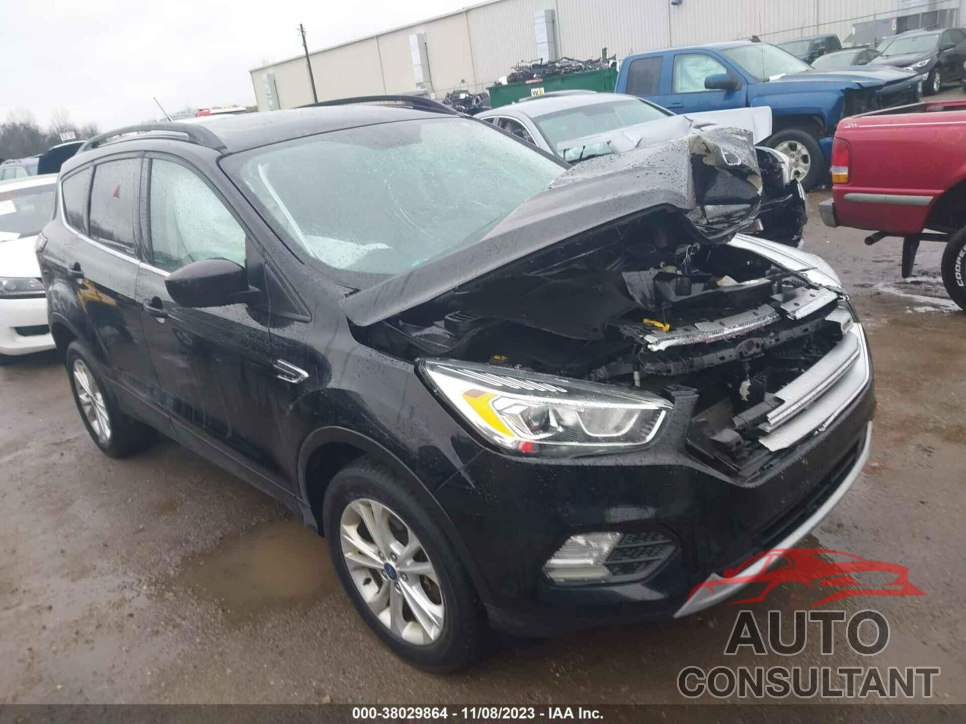 FORD ESCAPE 2017 - 1FMCU9GD8HUA80100